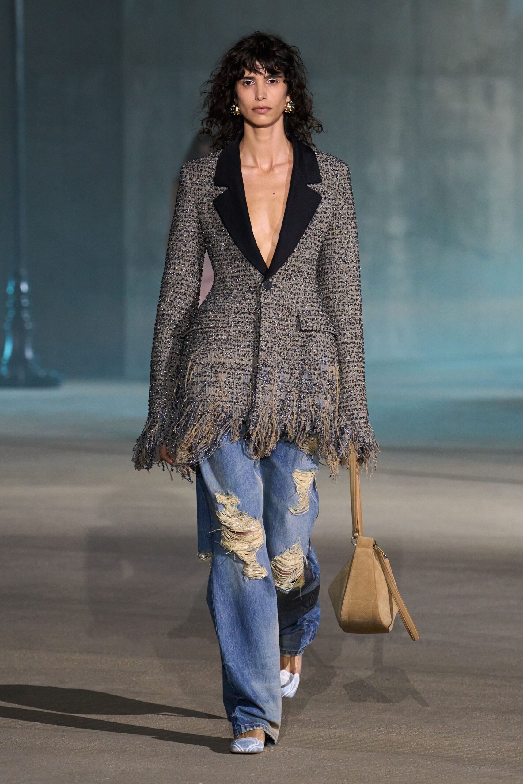 gray tweed long-sleeve collared structured fringed blazer