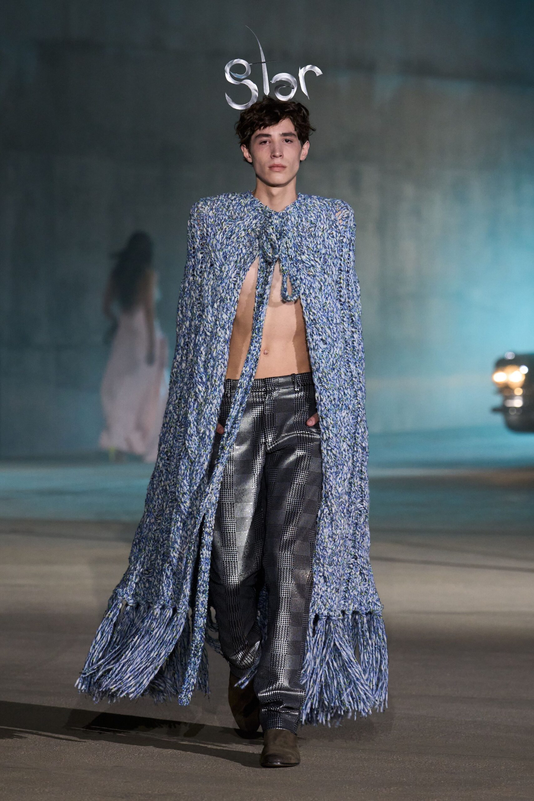 blue wool sleeveless relaxed fringed cape