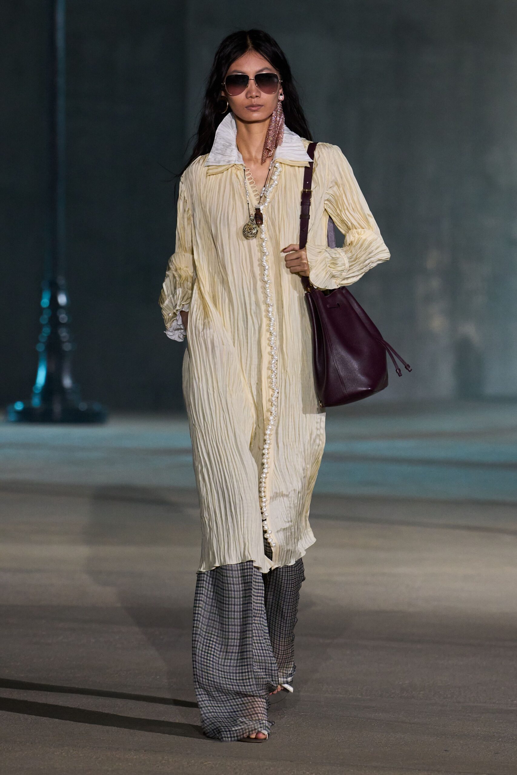 yellow cotton long-sleeve collared relaxed pleated midi shirt-dress