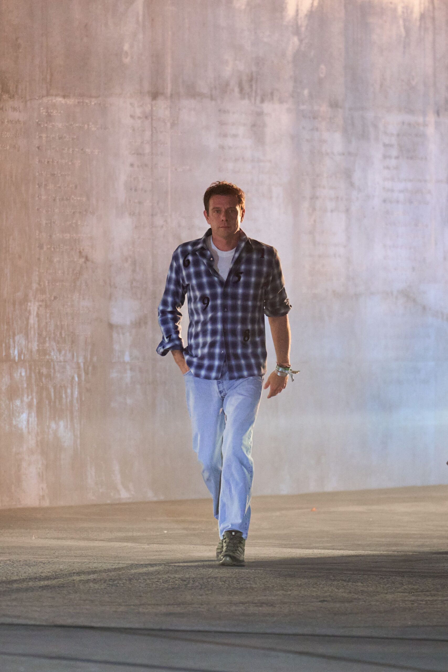 blue denim slim straight-leg pants