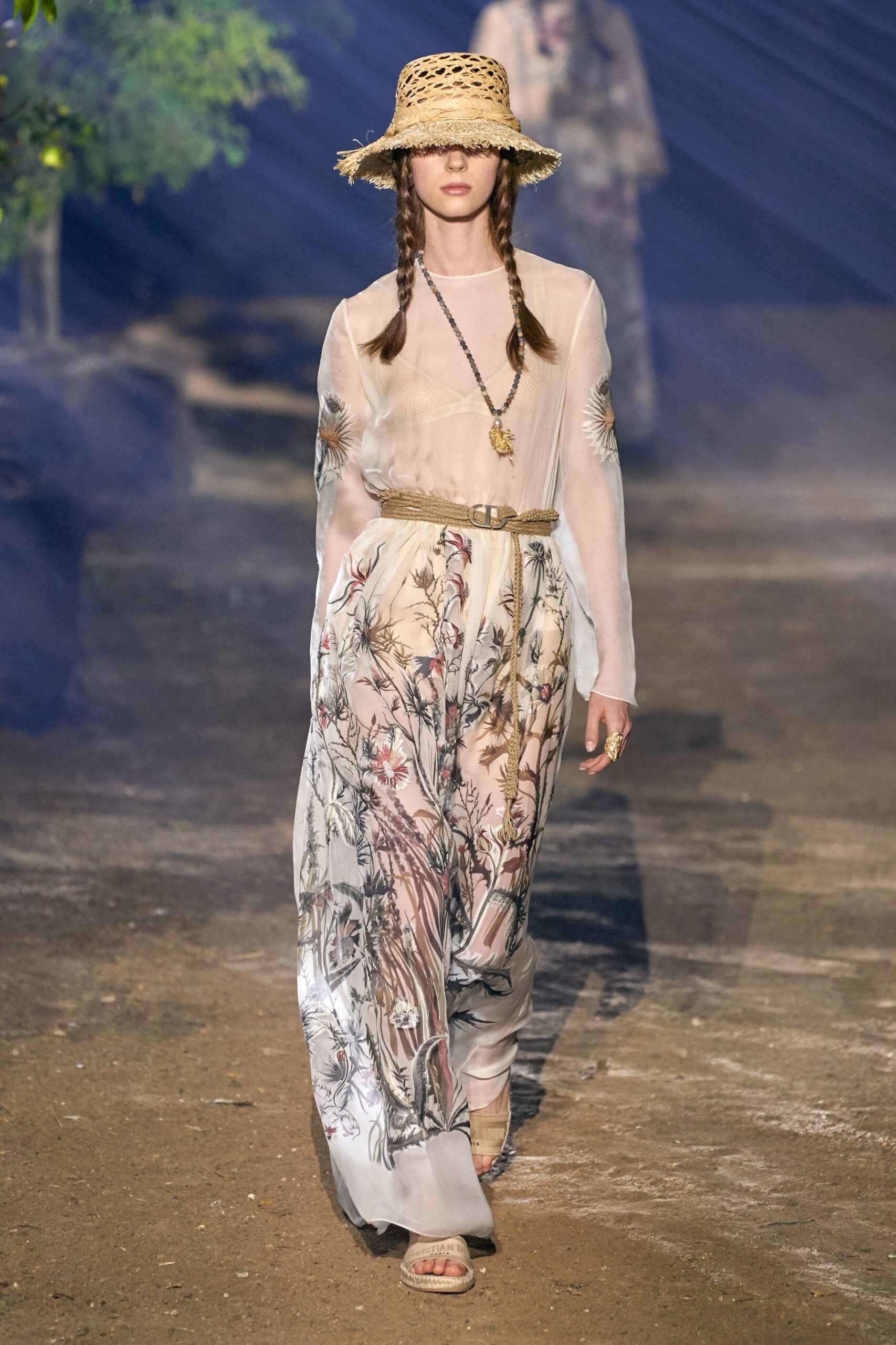 Christian Dior Spring 2020 Ready-to-Wear Look 10