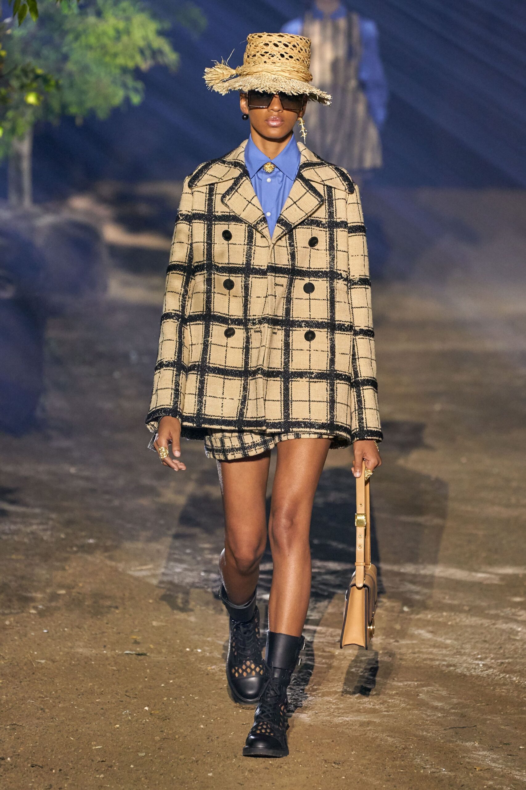 Christian Dior Spring 2020 Ready-to-Wear Look 17