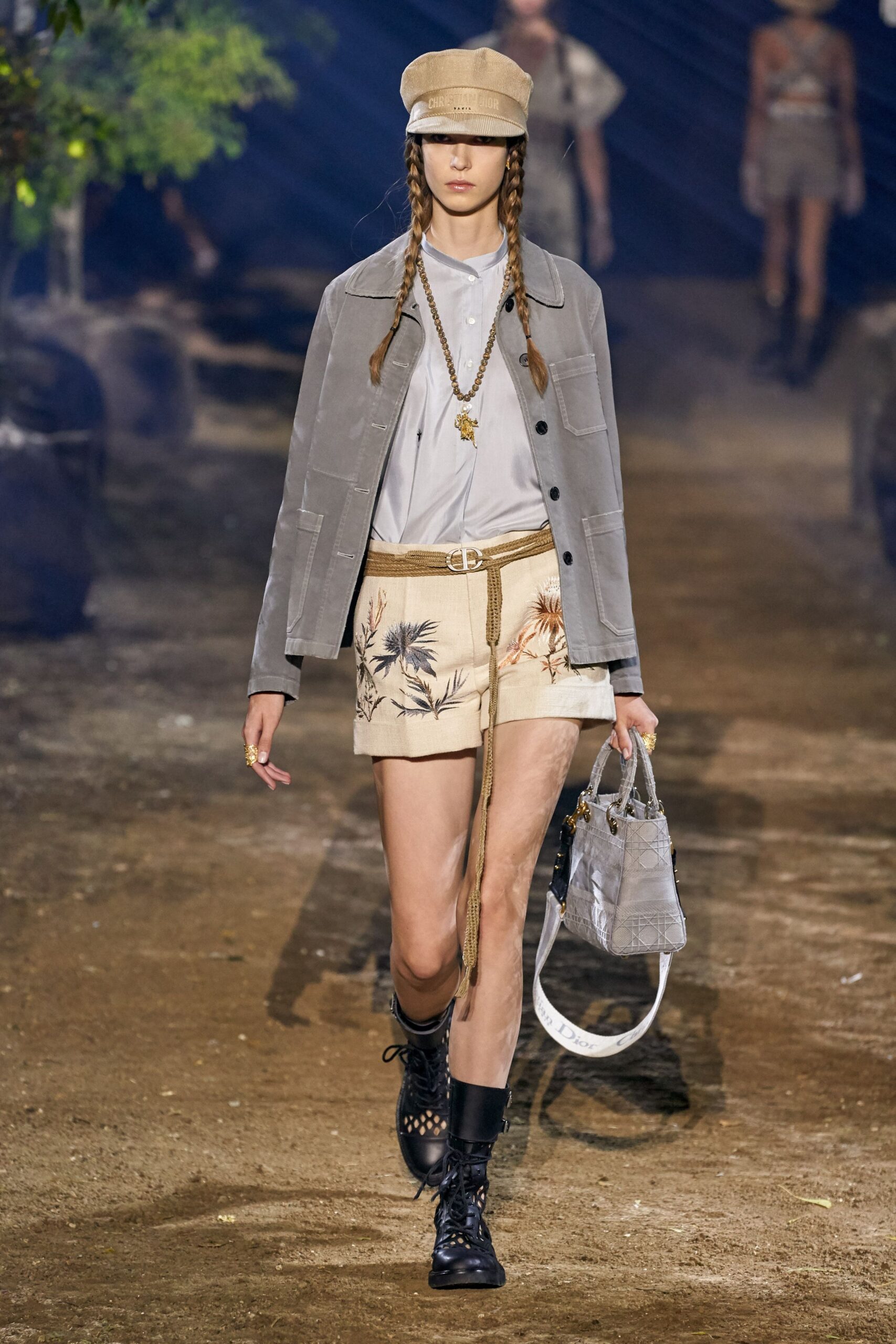 Christian Dior Spring 2020 Ready-to-Wear Look 31