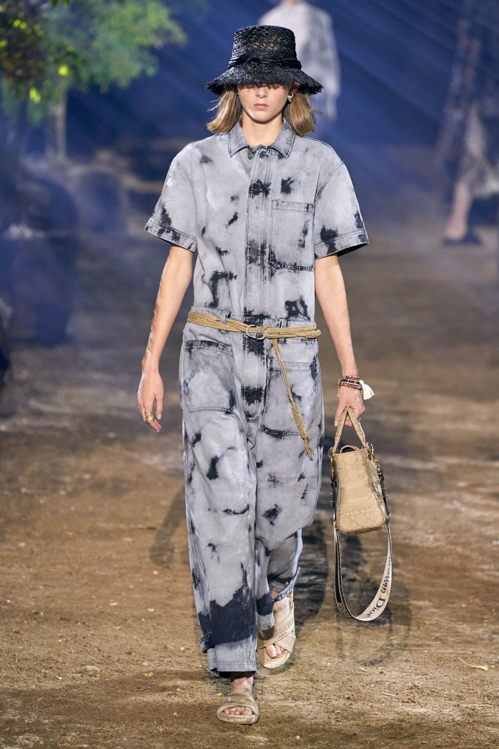 Christian Dior Spring 2020 Ready-to-Wear Look 61