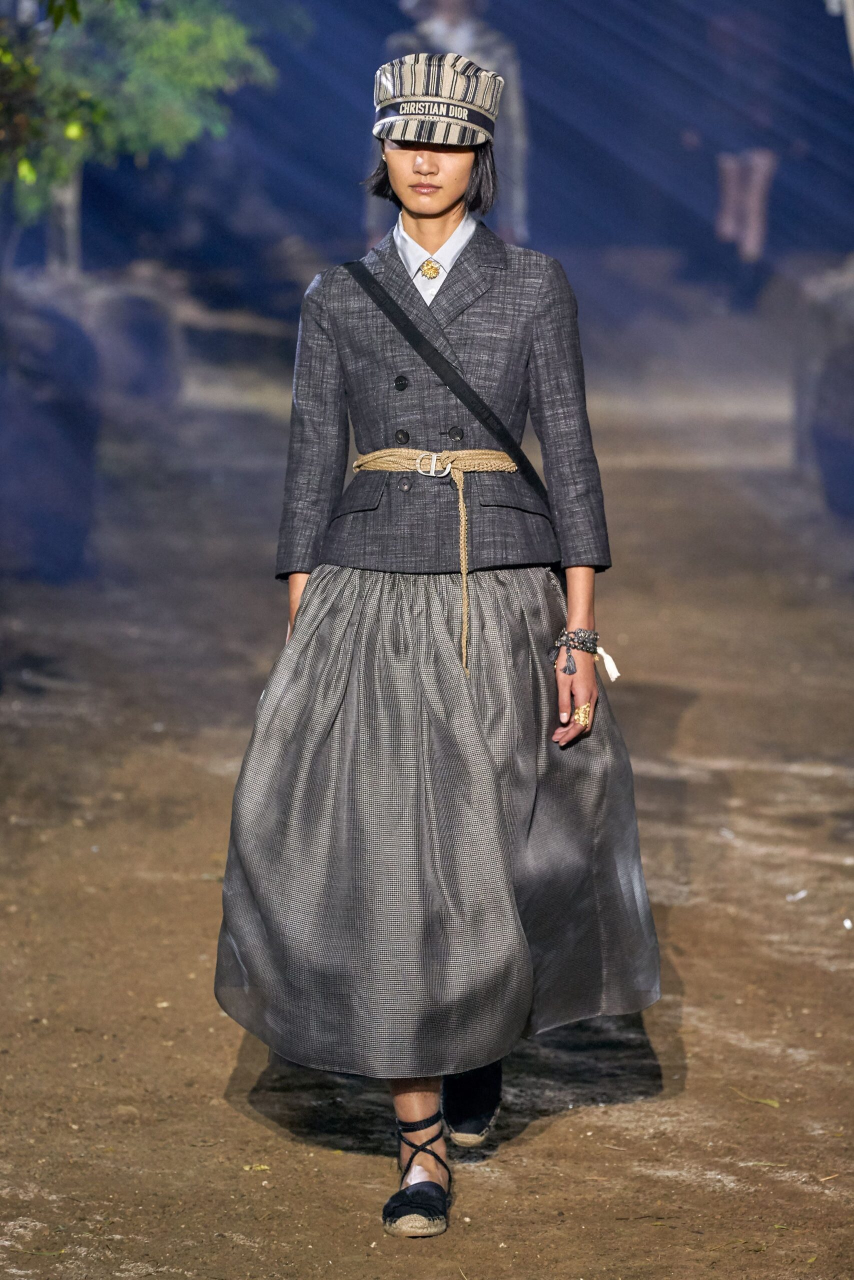 brown leather embellished belt