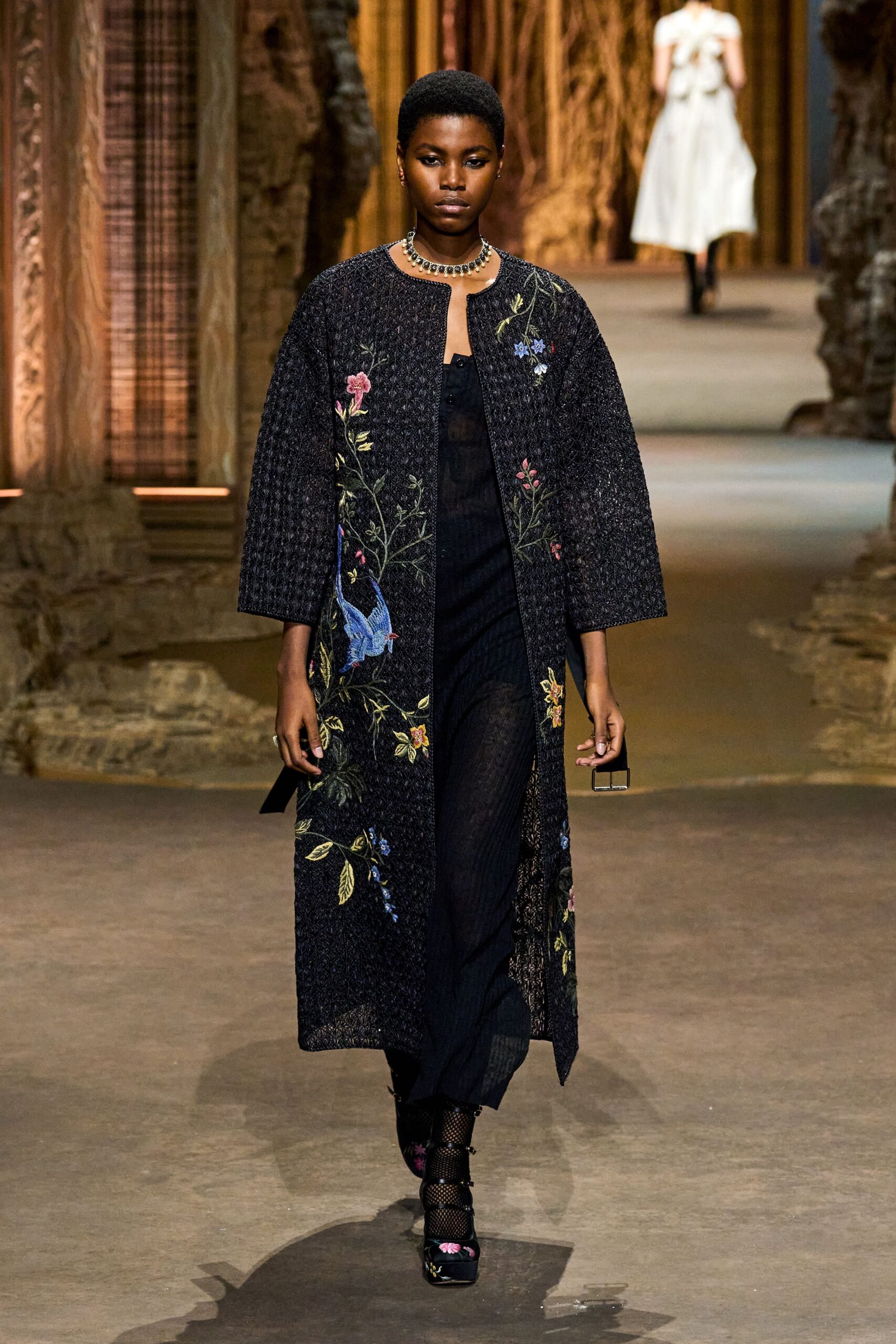 black silk long-sleeve collared relaxed embroidered coat