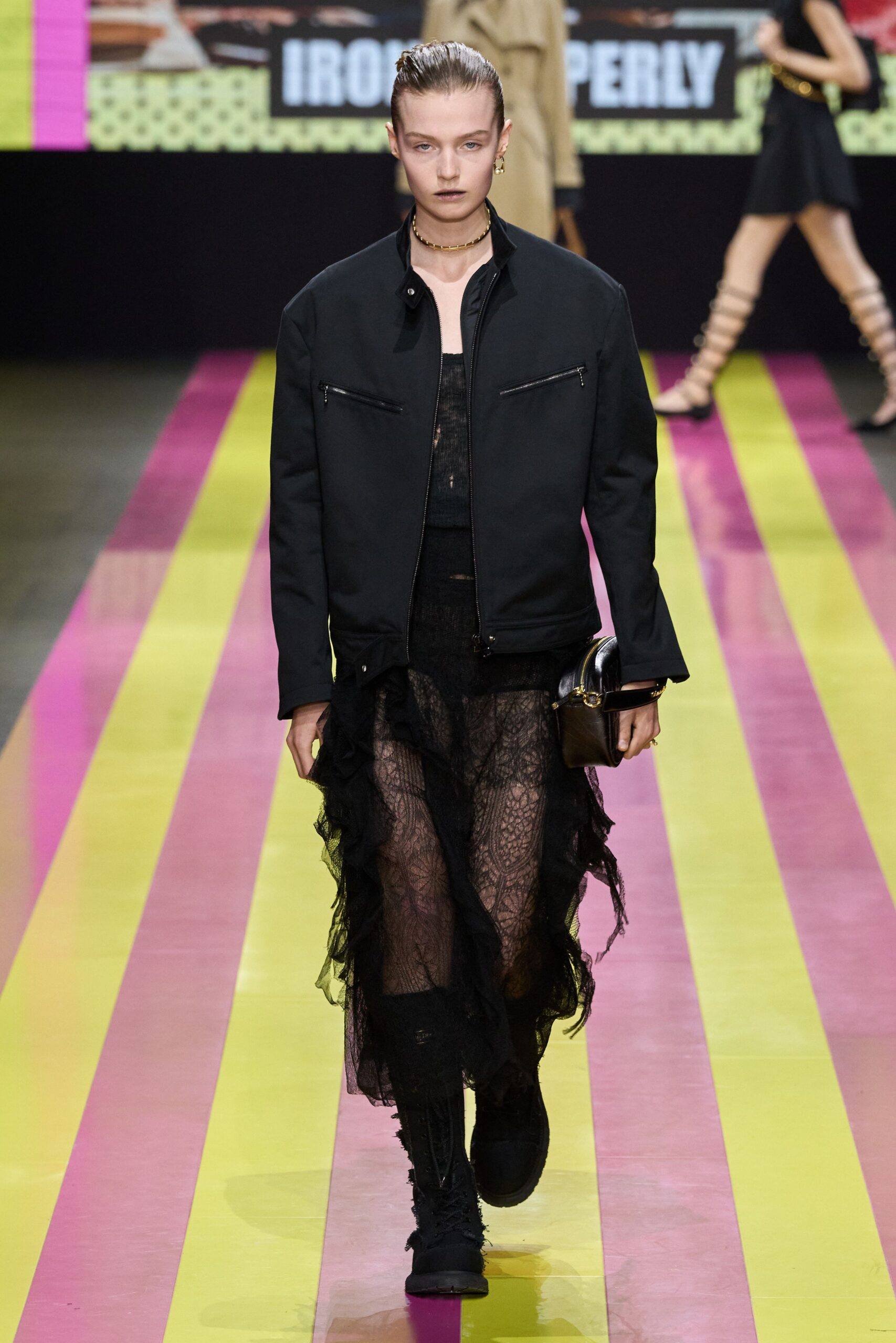 Christian Dior Spring 2024 Ready-to-Wear Look 31