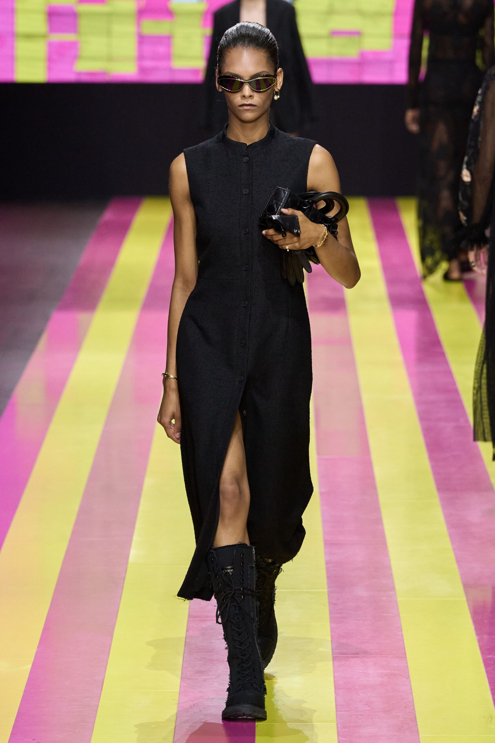 black midi dress with boots