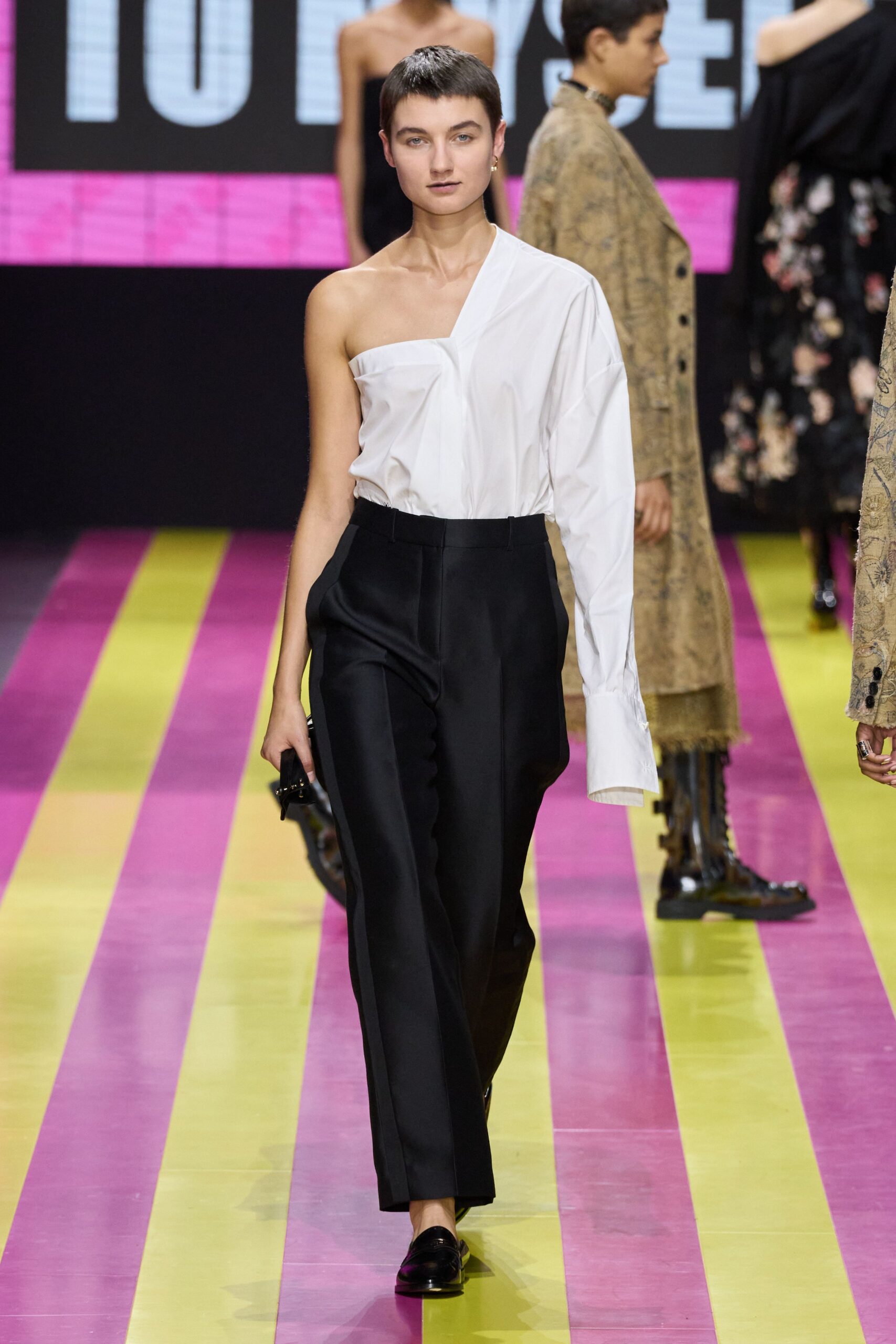 Christian Dior Spring 2024 Ready-to-Wear Look 73