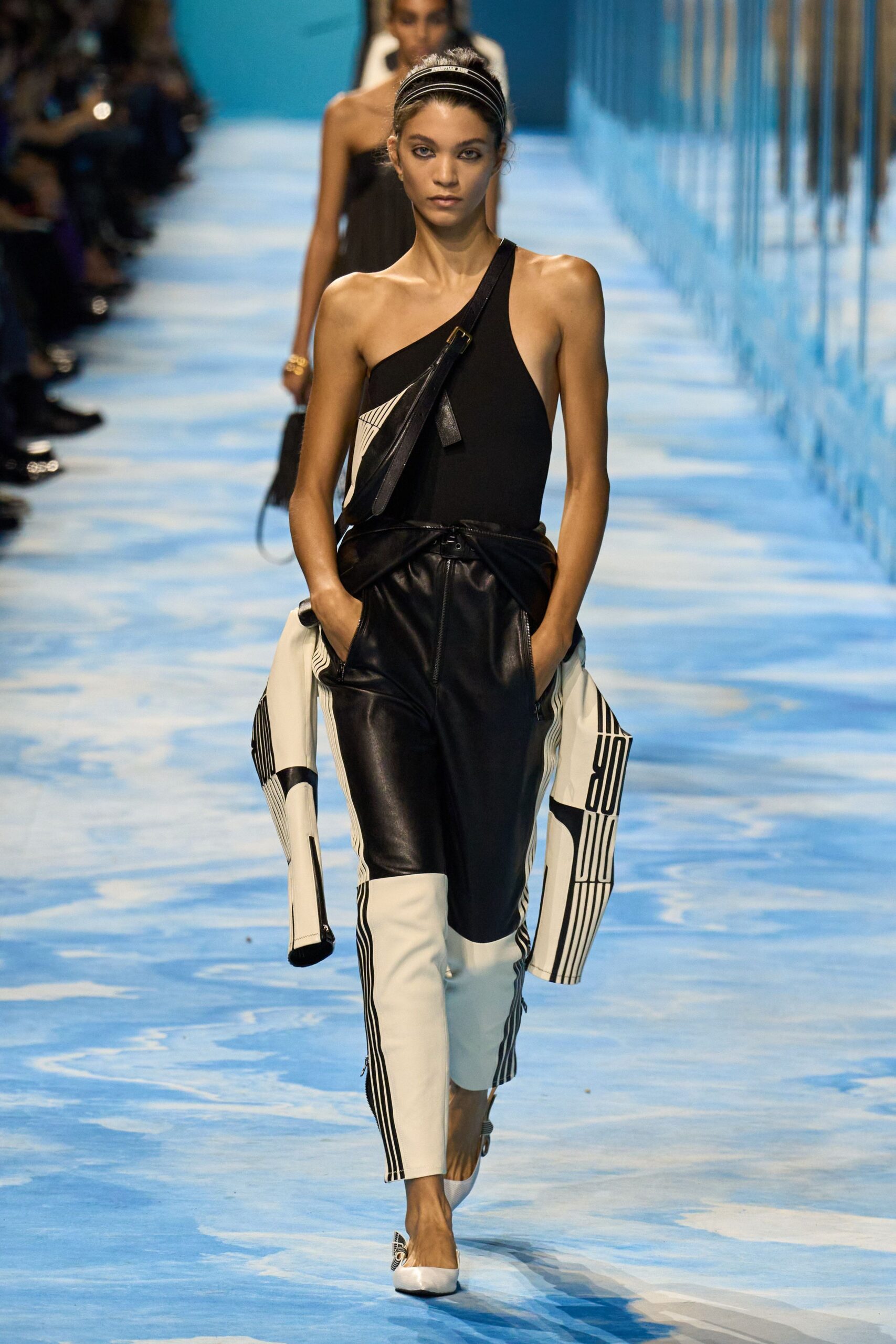 Christian Dior Spring 2025 Ready-to-Wear Look 59