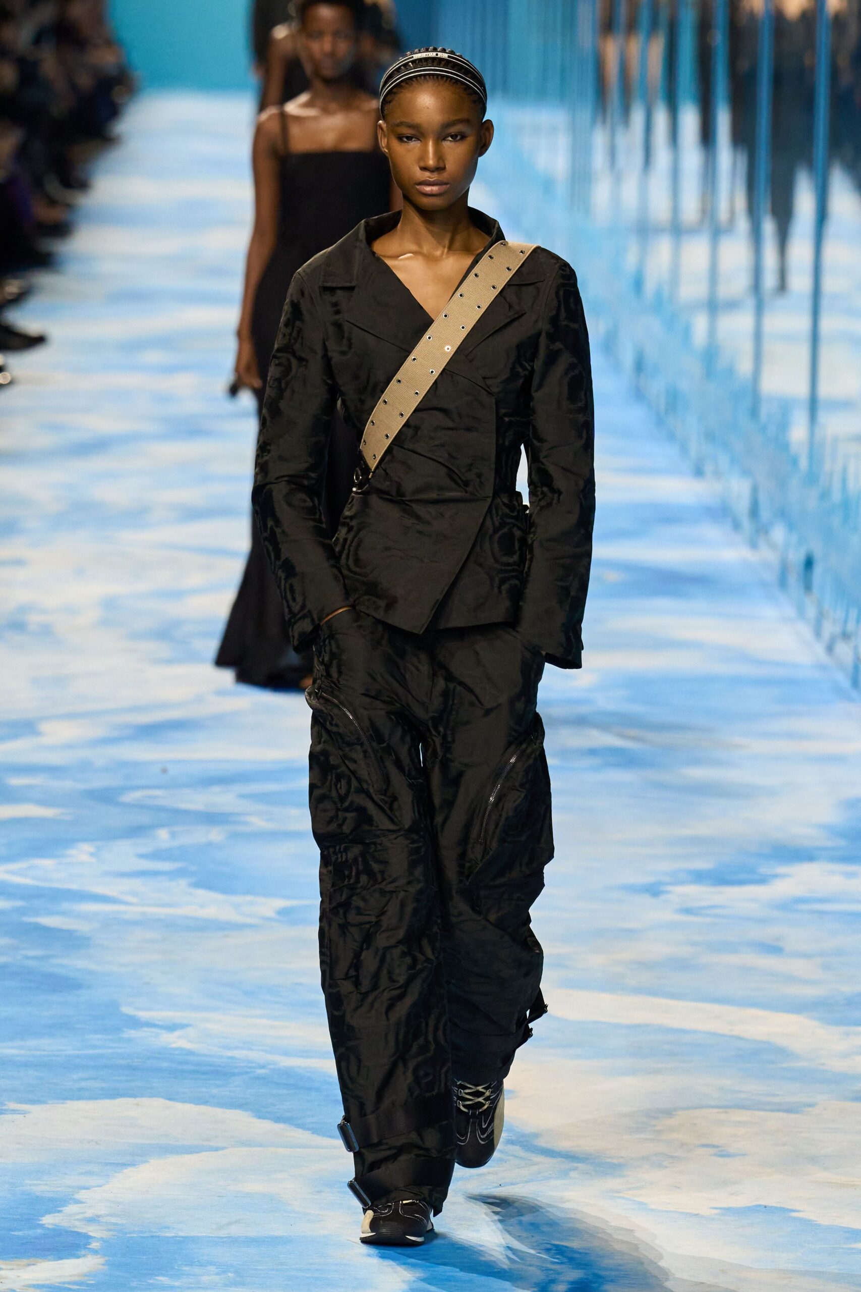 black fitted blazer with cargo pants