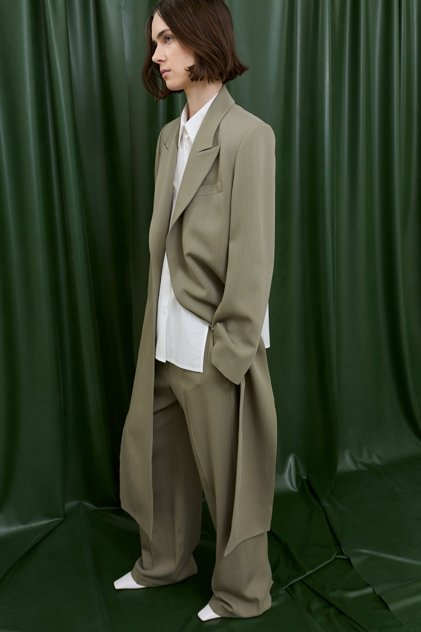 beige blazer white shirt relaxed pants