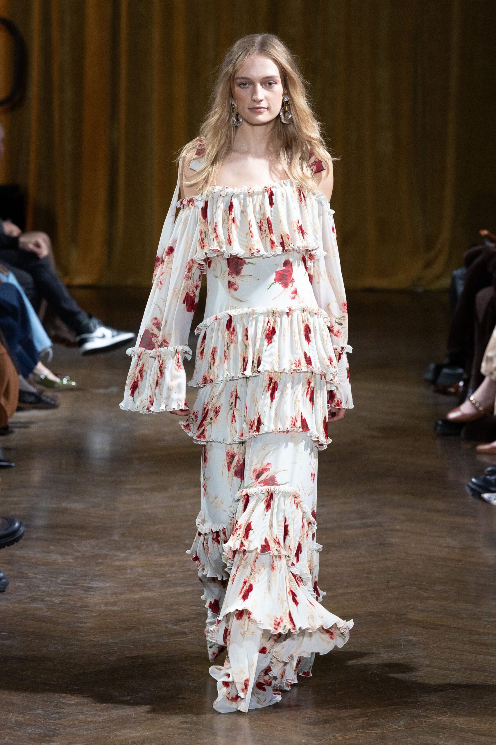 Cinq à Sept Fall 2026 Ready-to-Wear Look 11