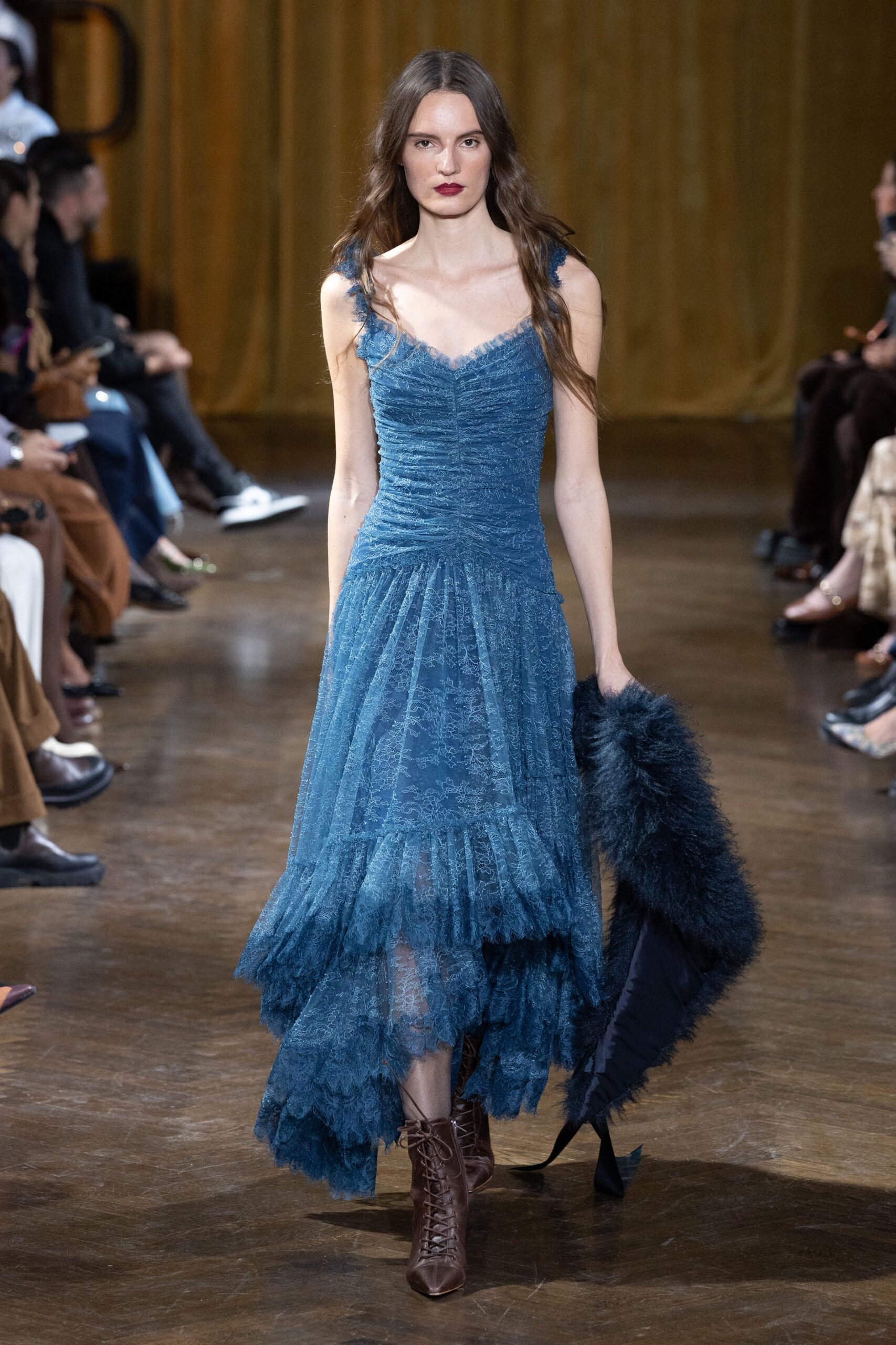 Cinq à Sept Fall 2026 Ready-to-Wear Look 30