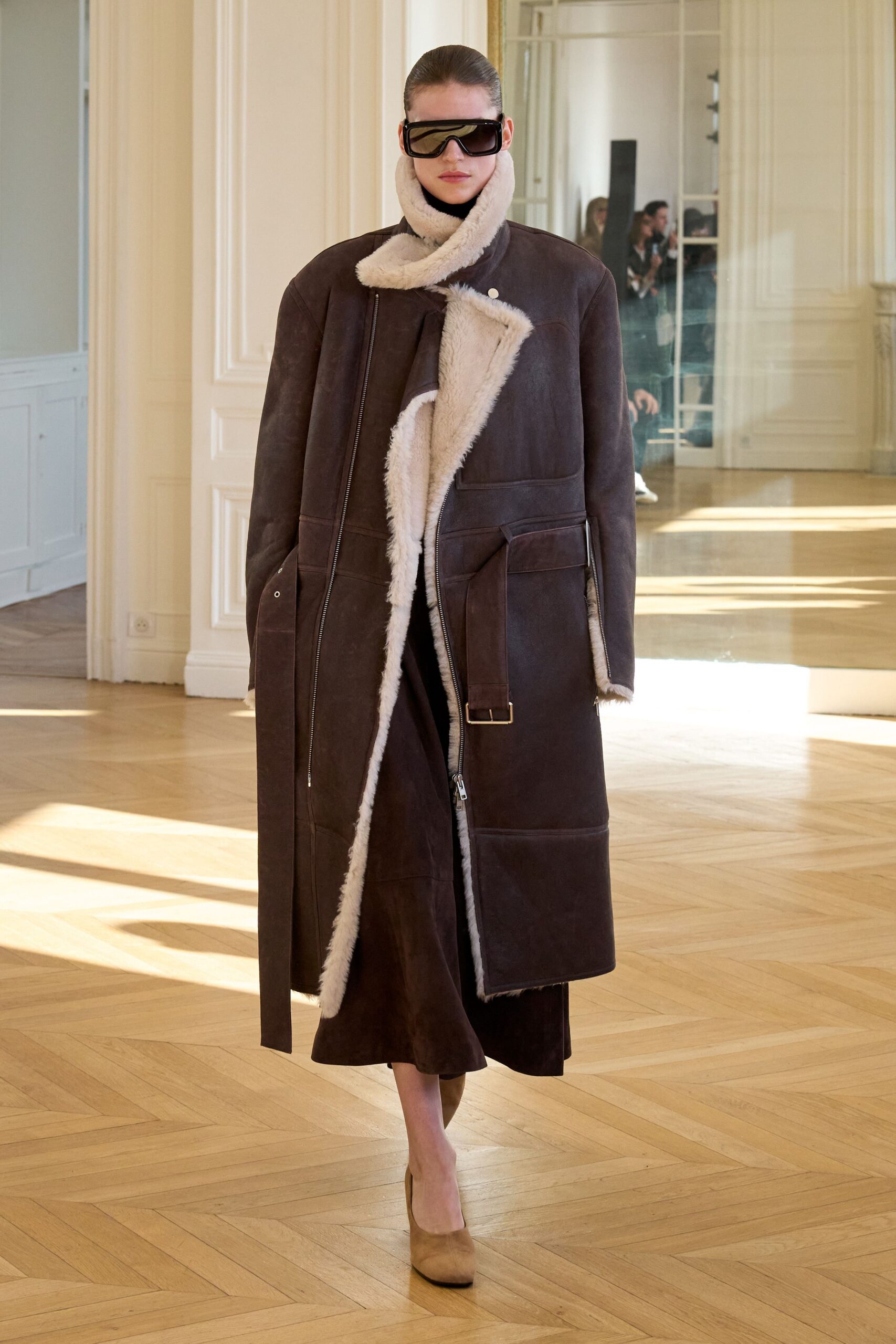 brown leather long-sleeve collared relaxed zippered layered coat