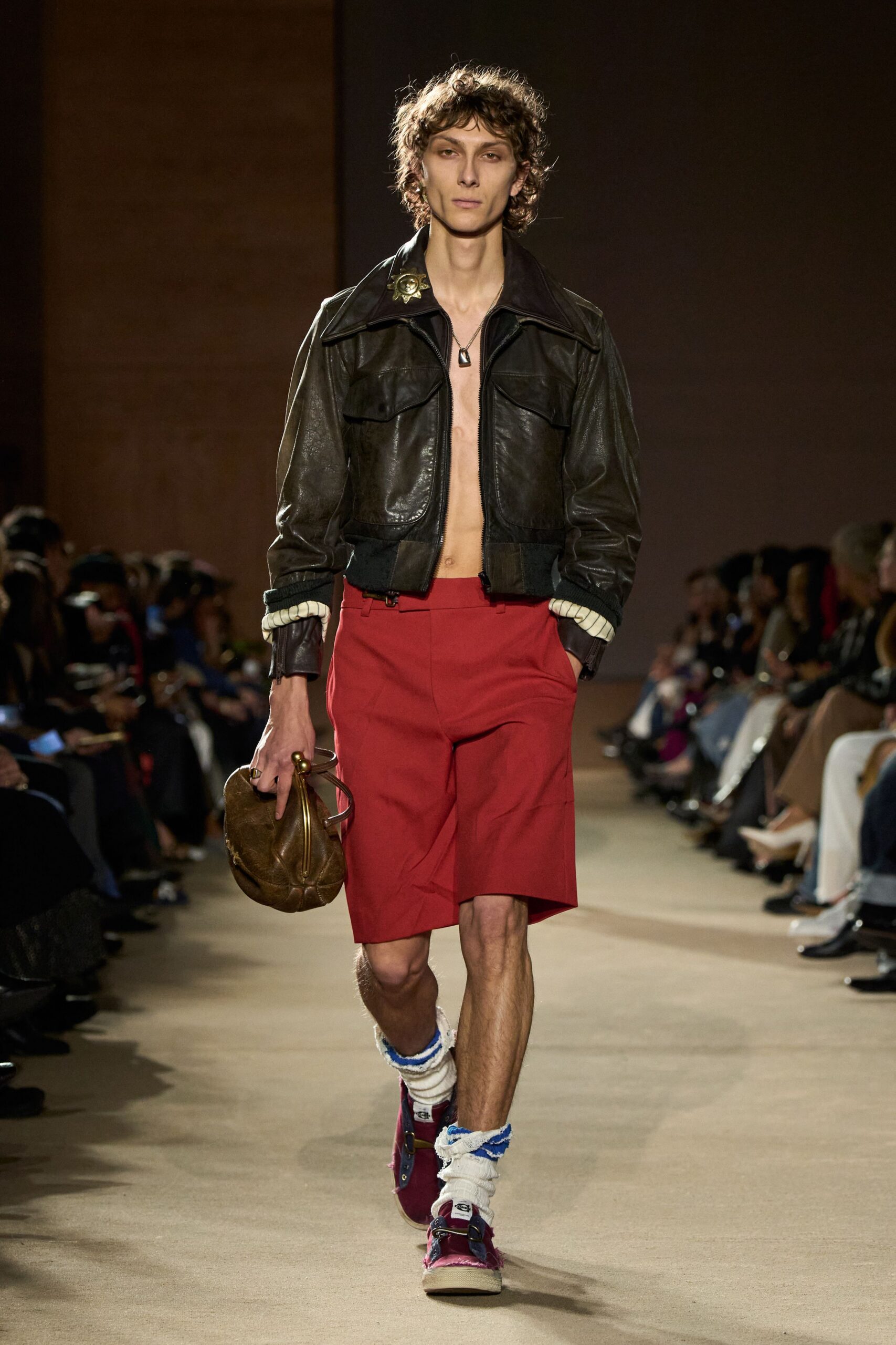 red relaxed short shorts