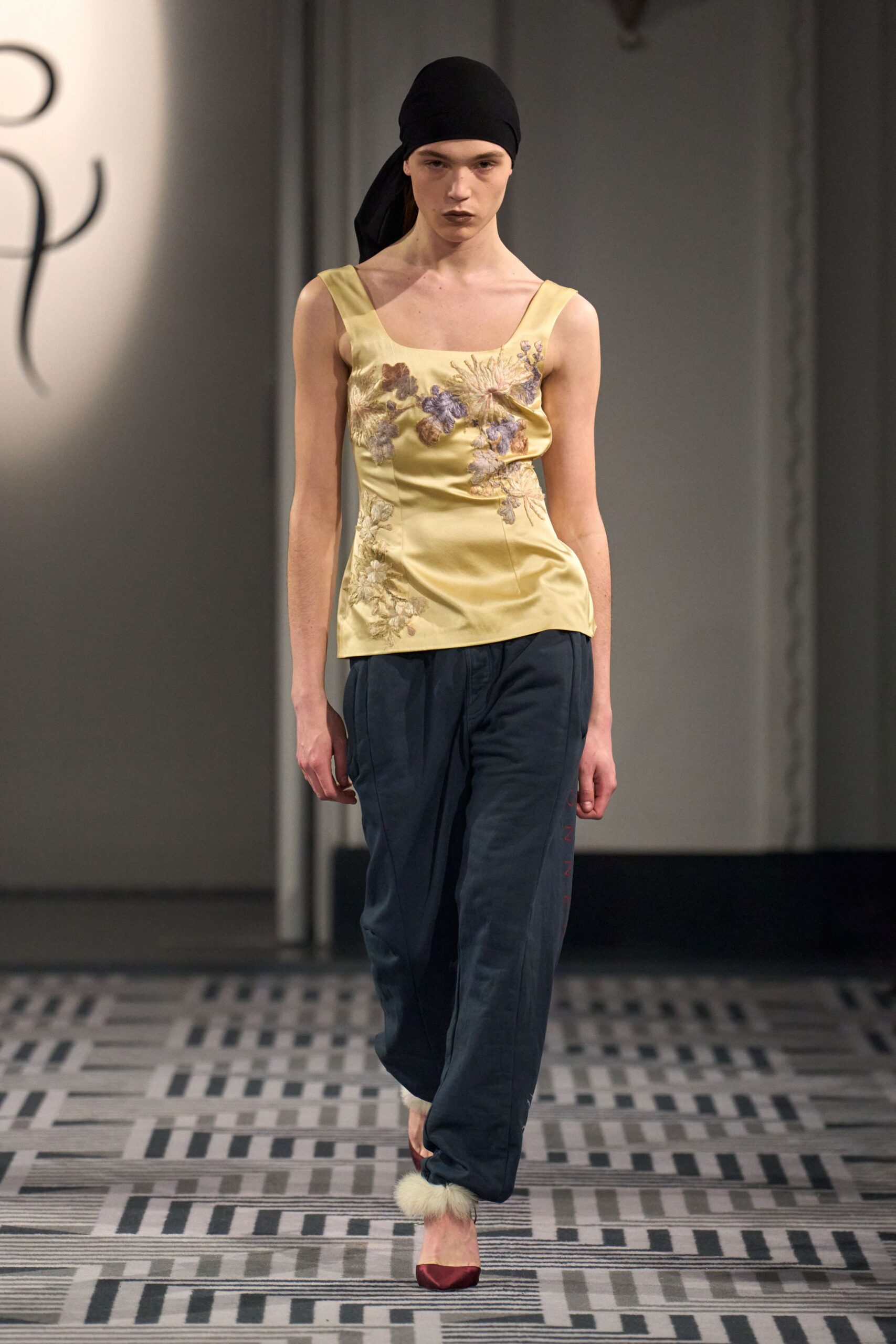 yellow silk sleeveless square-neck fitted embroidered top