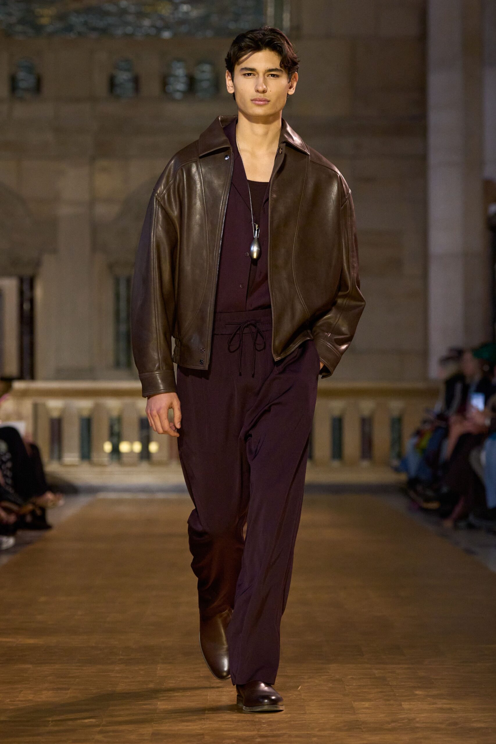 purple sleeveless v-neck fitted jumpsuit