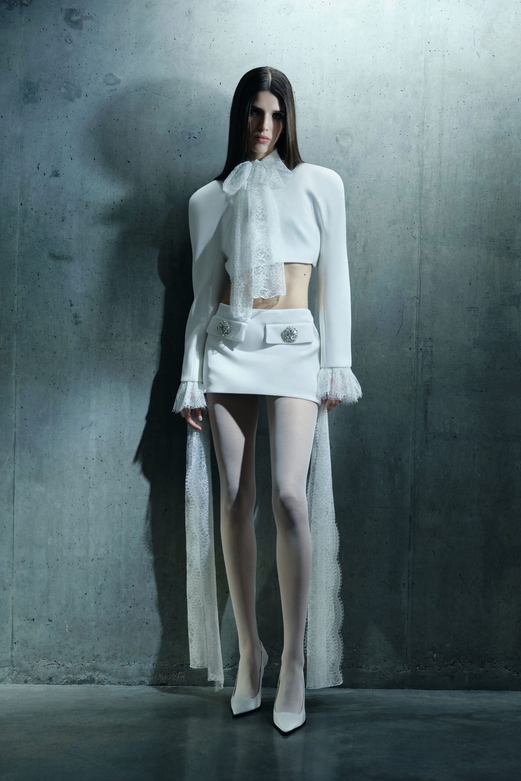 white silk fitted pencil zippered mini skirt