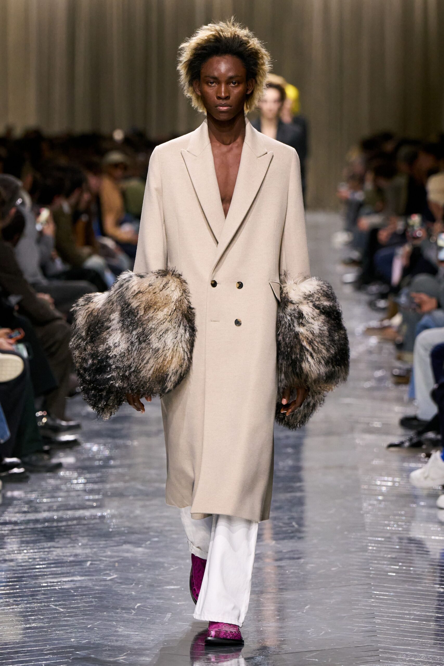 beige wool long-sleeve collared fitted layered coat