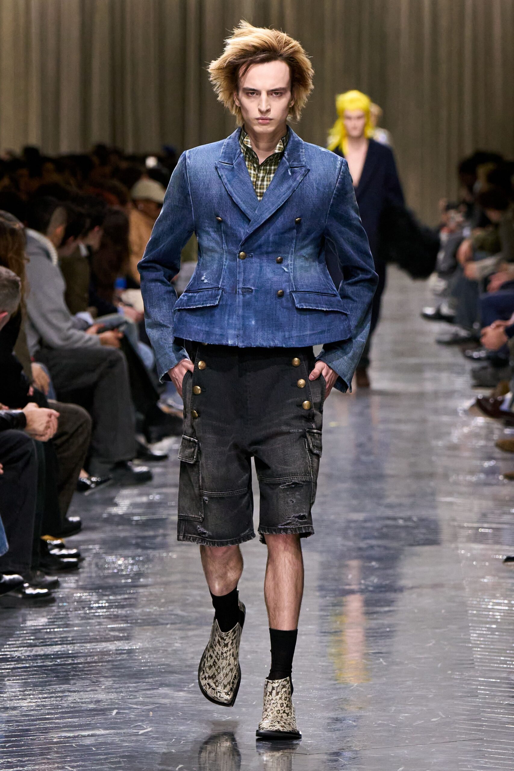 blue denim long-sleeve collared fitted buttoned cropped jacket