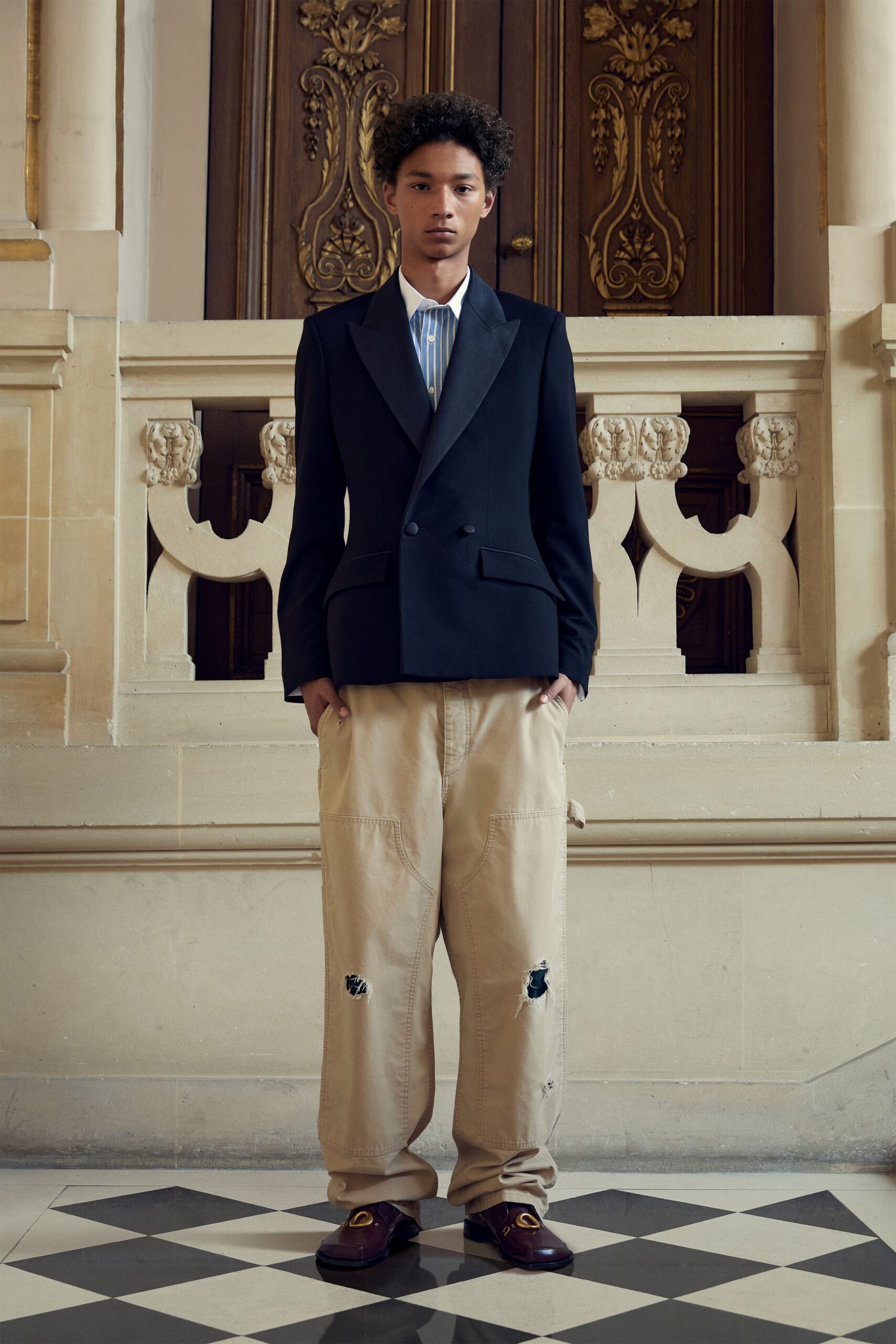 black wool long-sleeve collared tailored buttoned blazer