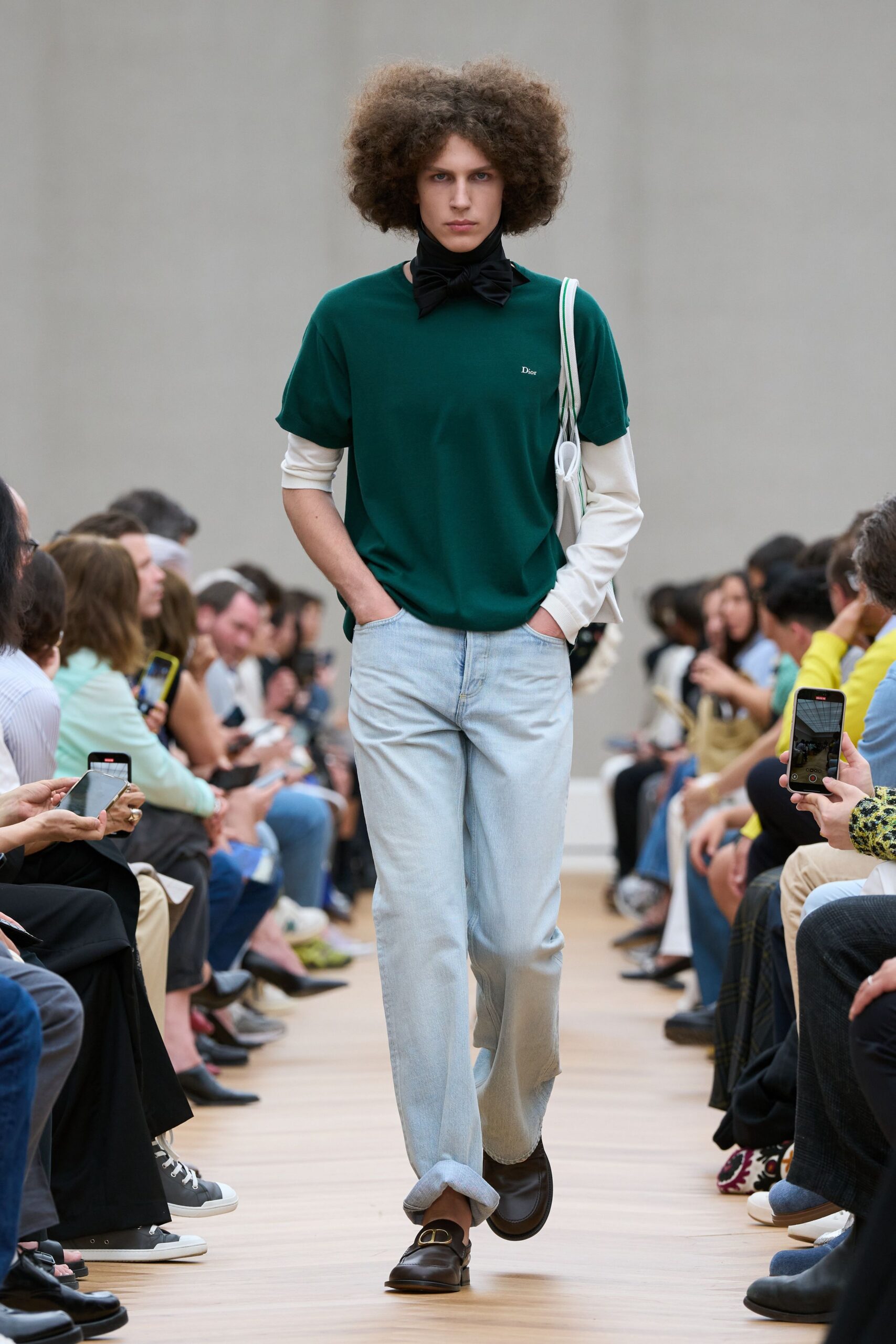 green cotton short-sleeve collared relaxed t-shirt