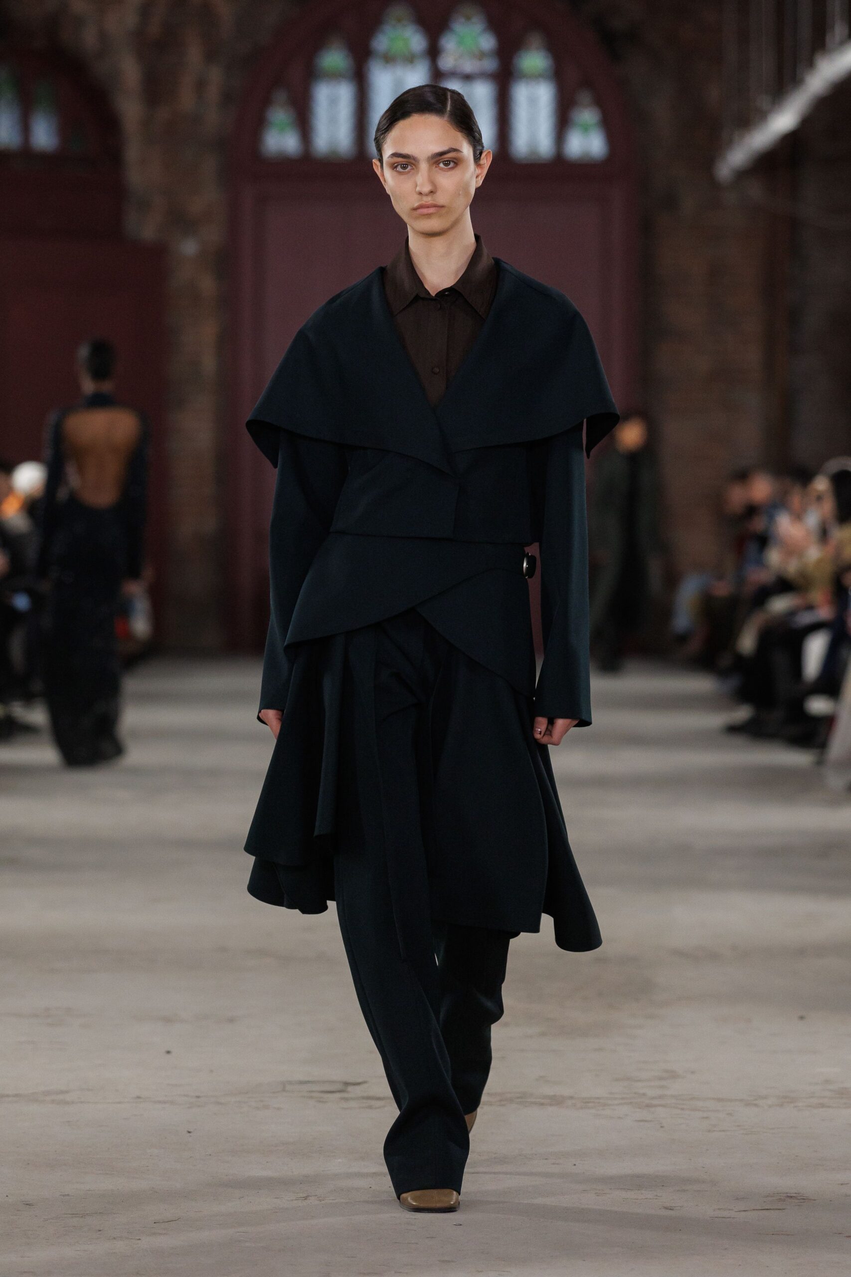 black wool long-sleeve collared relaxed layered midi coat