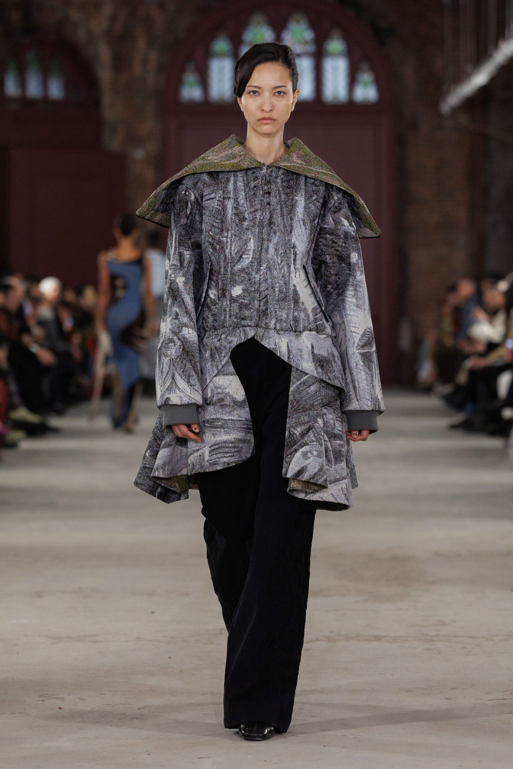 gray cotton long-sleeve collared relaxed printed coat