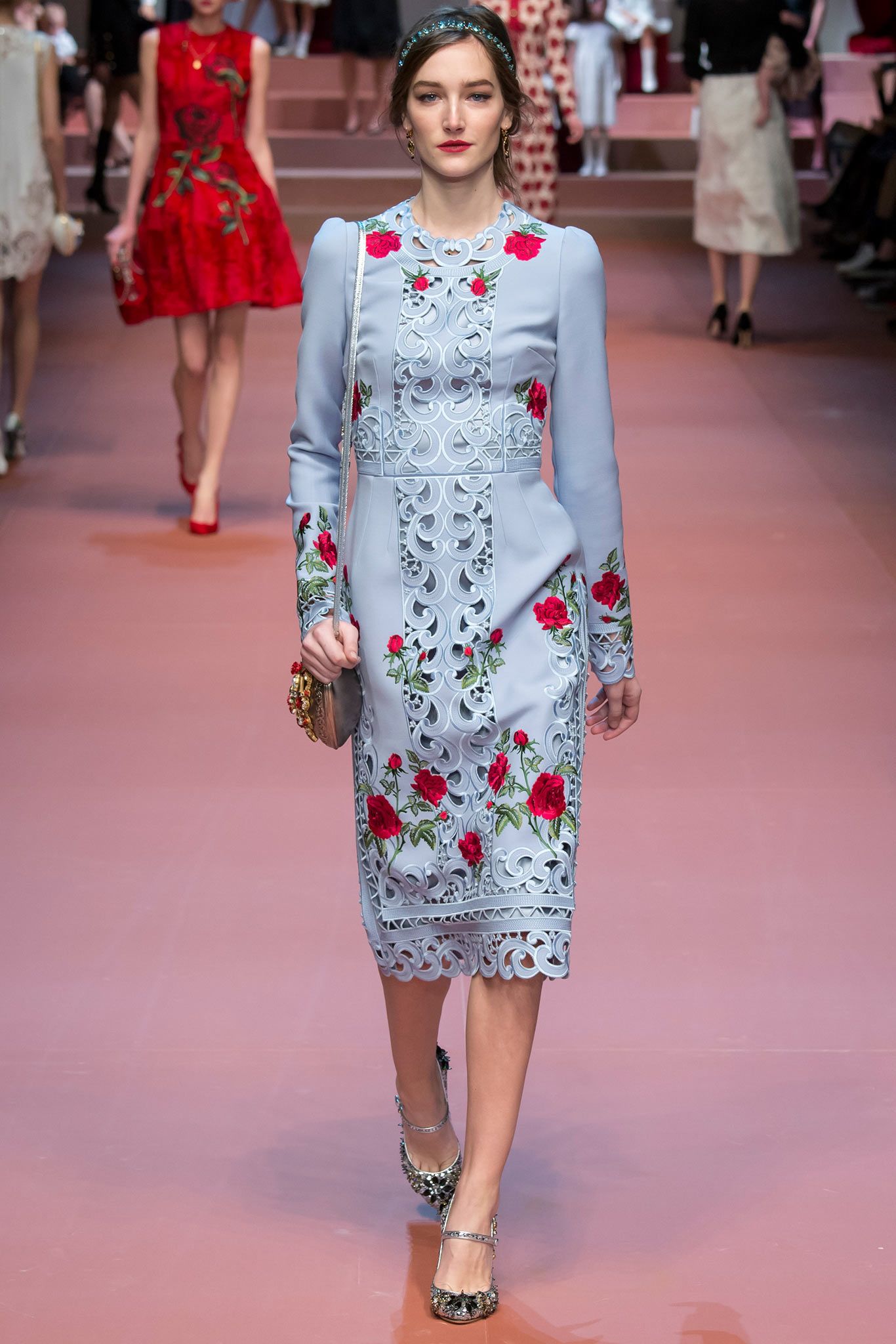 Dolce & Gabbana Fall 2015 Ready-to-Wear Look 19