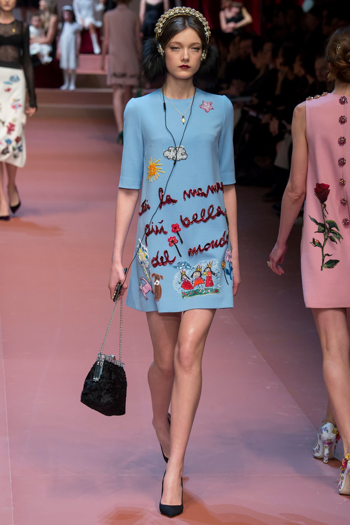 Dolce & Gabbana Fall 2015 Ready-to-Wear Look 30