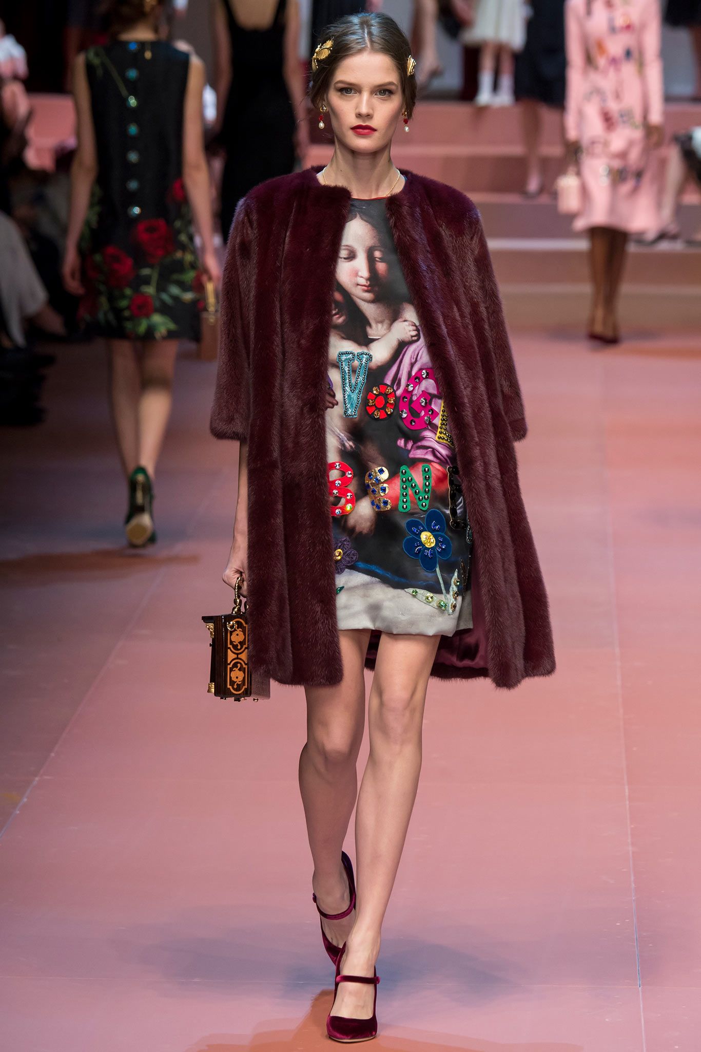 Dolce & Gabbana Fall 2015 Ready-to-Wear Look 44