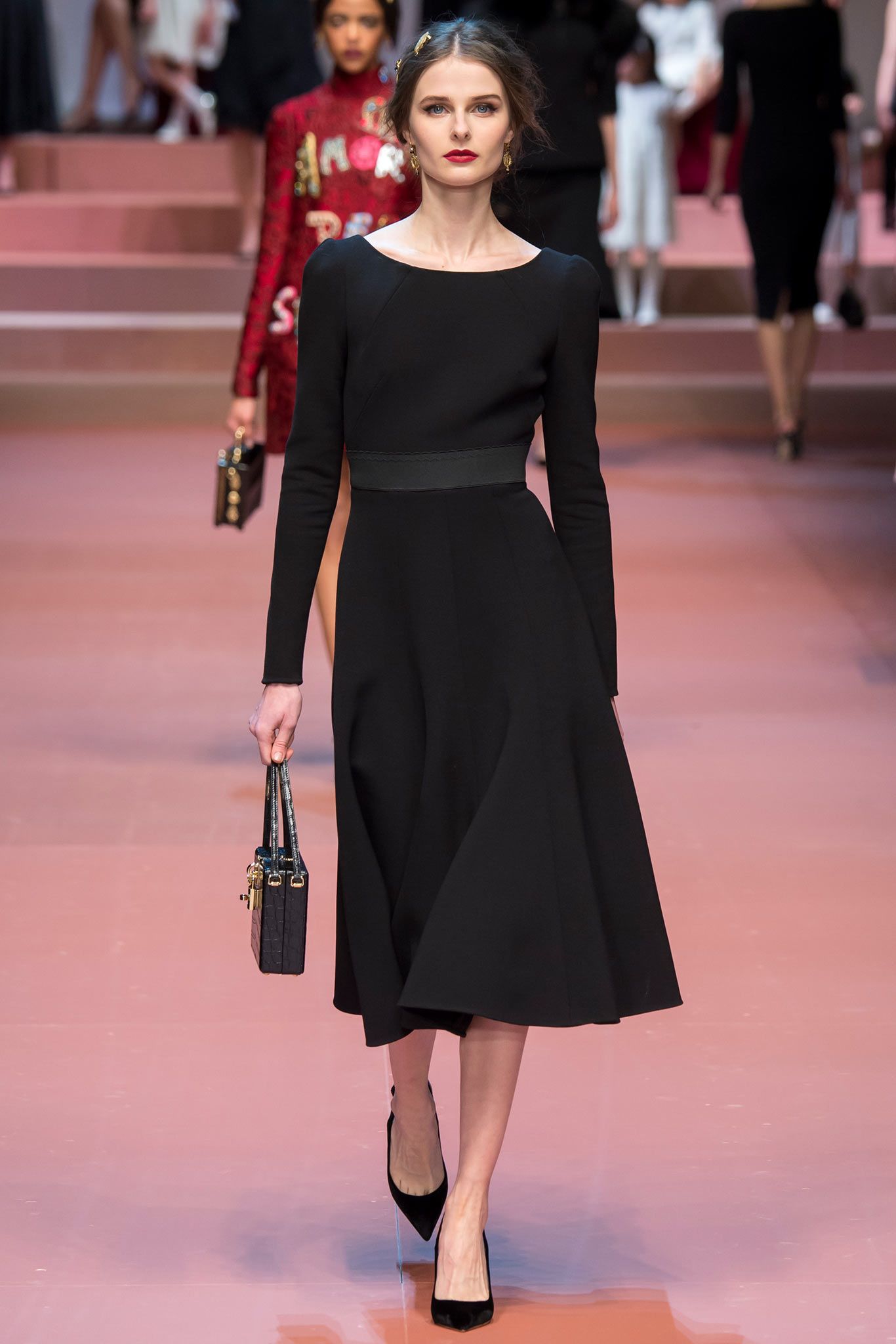 Dolce & Gabbana Fall 2015 Ready-to-Wear Look 49