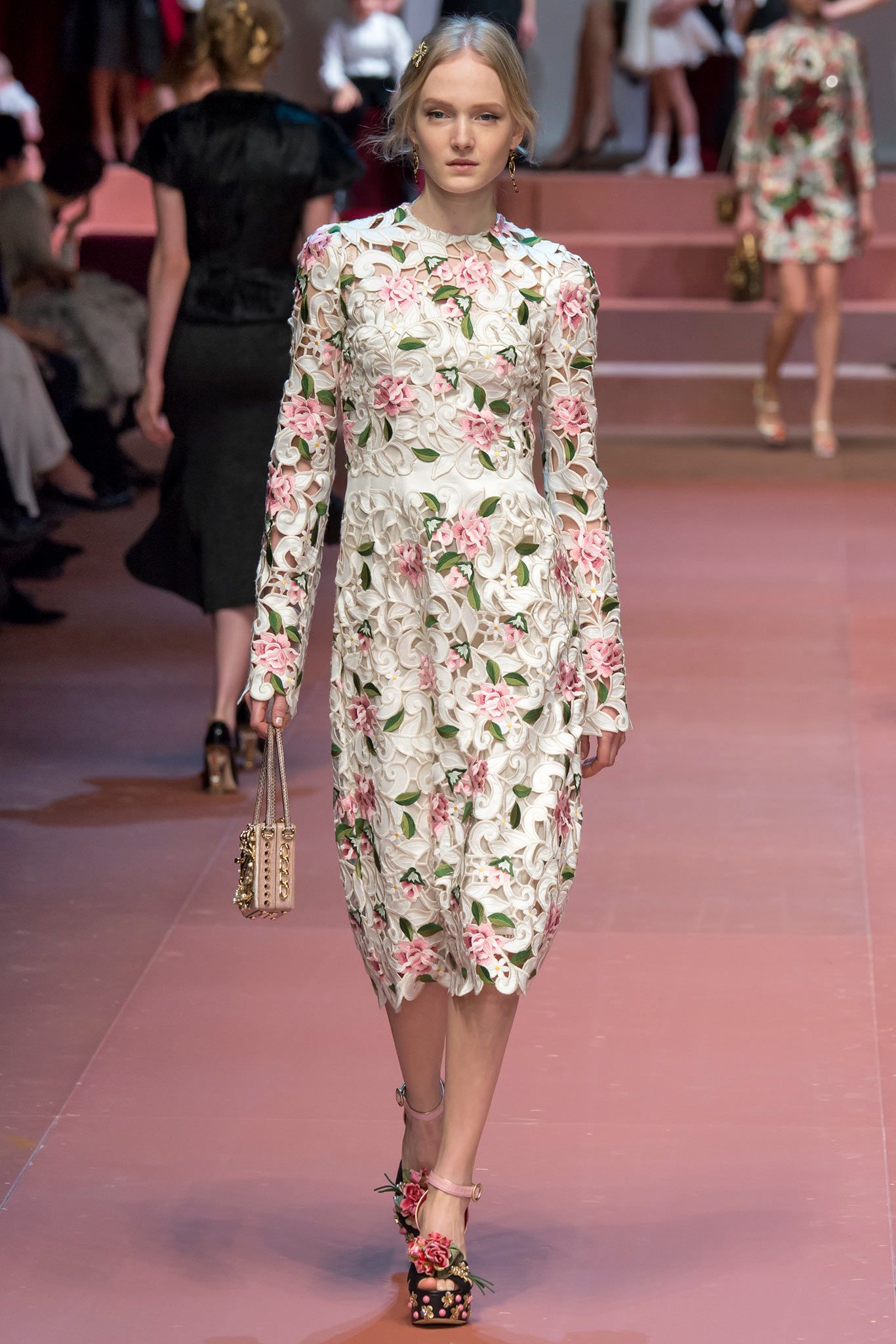 Dolce & Gabbana Fall 2015 Ready-to-Wear Look 63