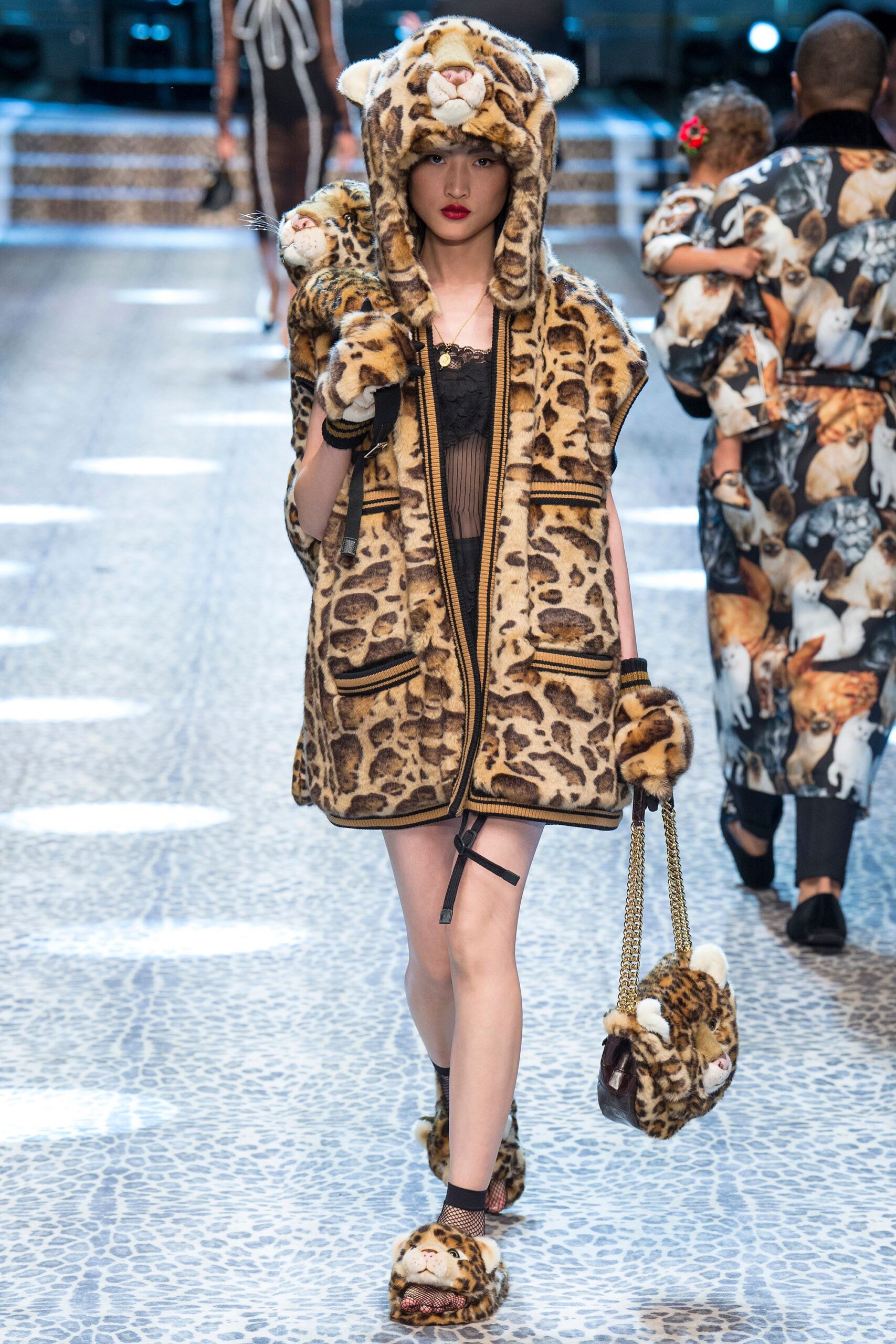 brown faux-fur fitted animal-print shoes