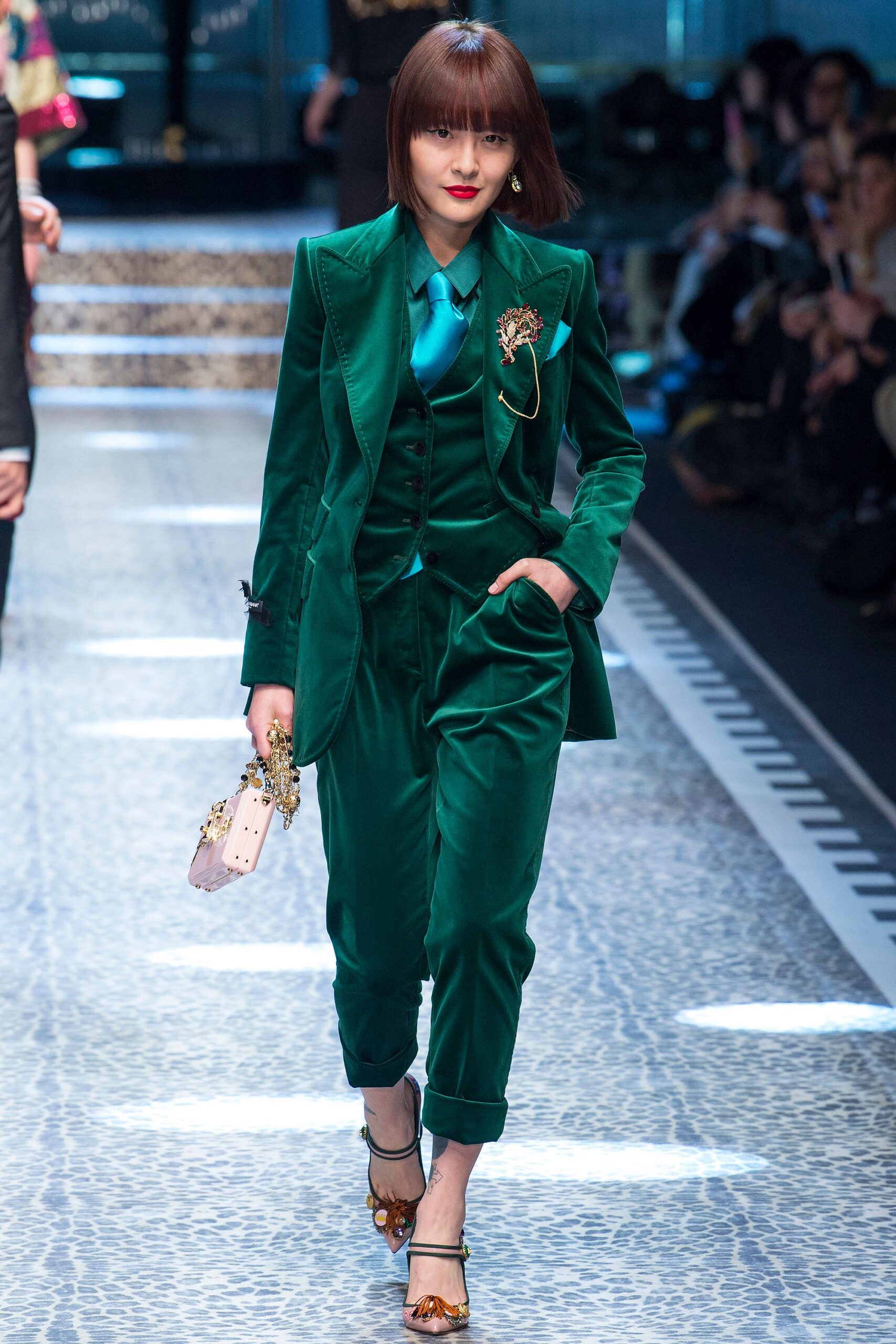 green velvet long-sleeve collared tailored buttoned suit