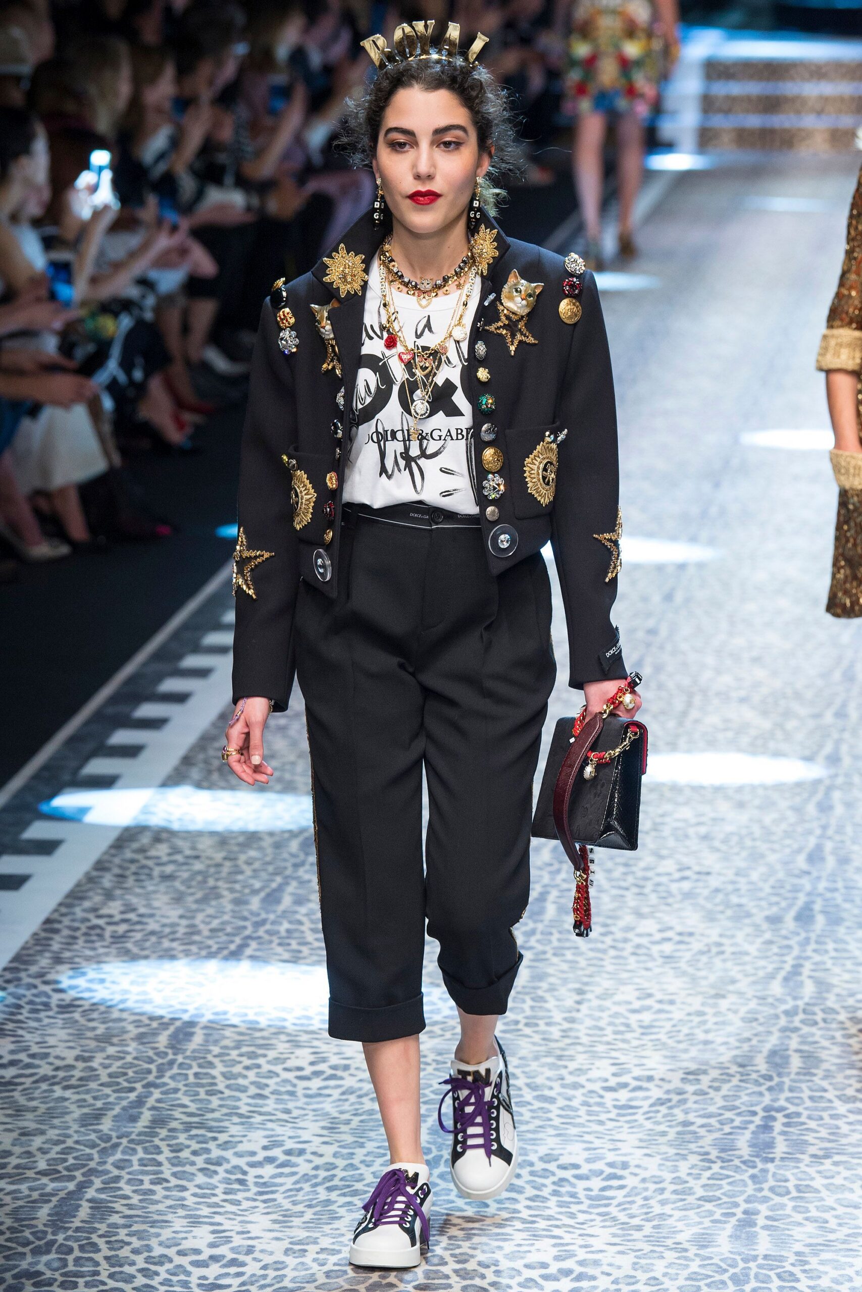 black cotton long-sleeve collared fitted embroidered jacket