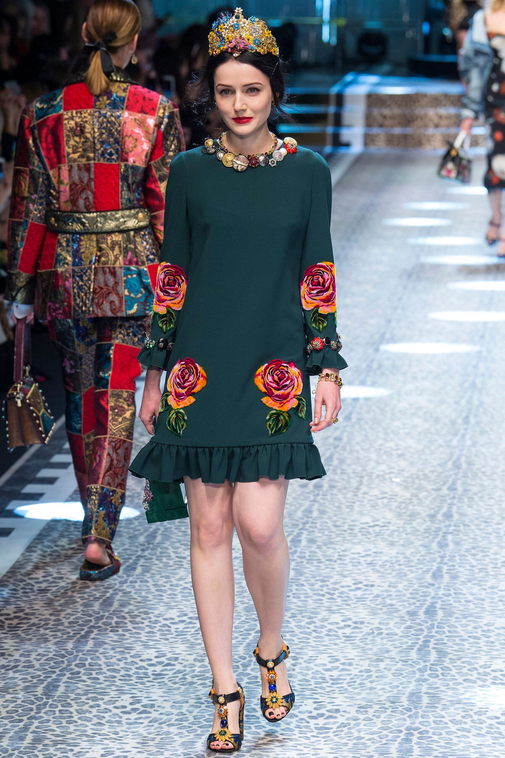 green cotton long-sleeve collared fitted embroidered ruffled dress