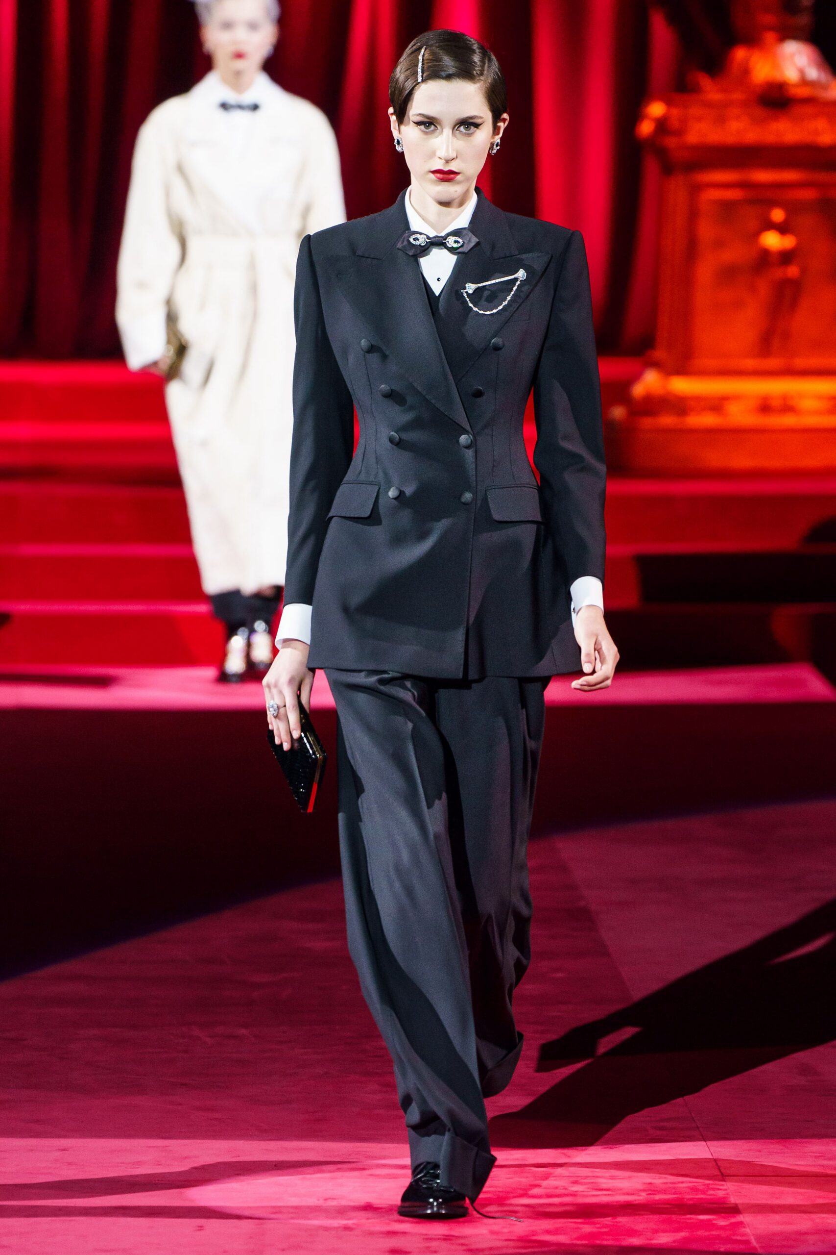 Dolce & Gabbana Fall 2019 Ready-to-Wear Look 3