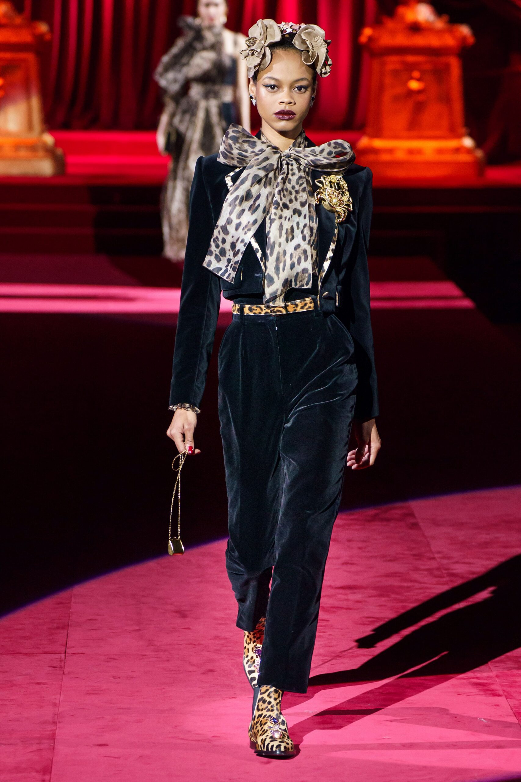 Dolce & Gabbana Fall 2019 Ready-to-Wear Look 27