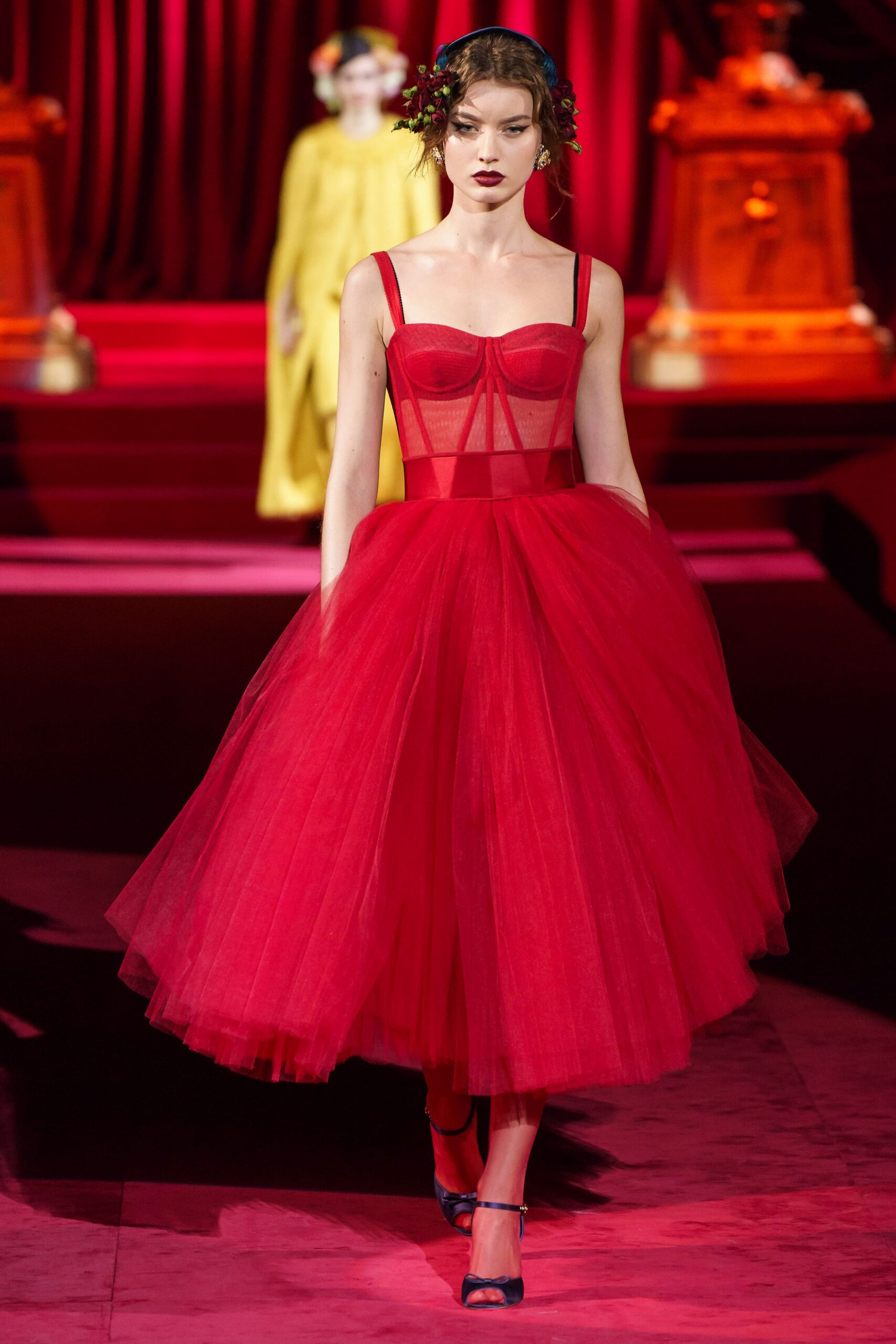 red tulle sleeveless v-neck fitted layered pleated dress