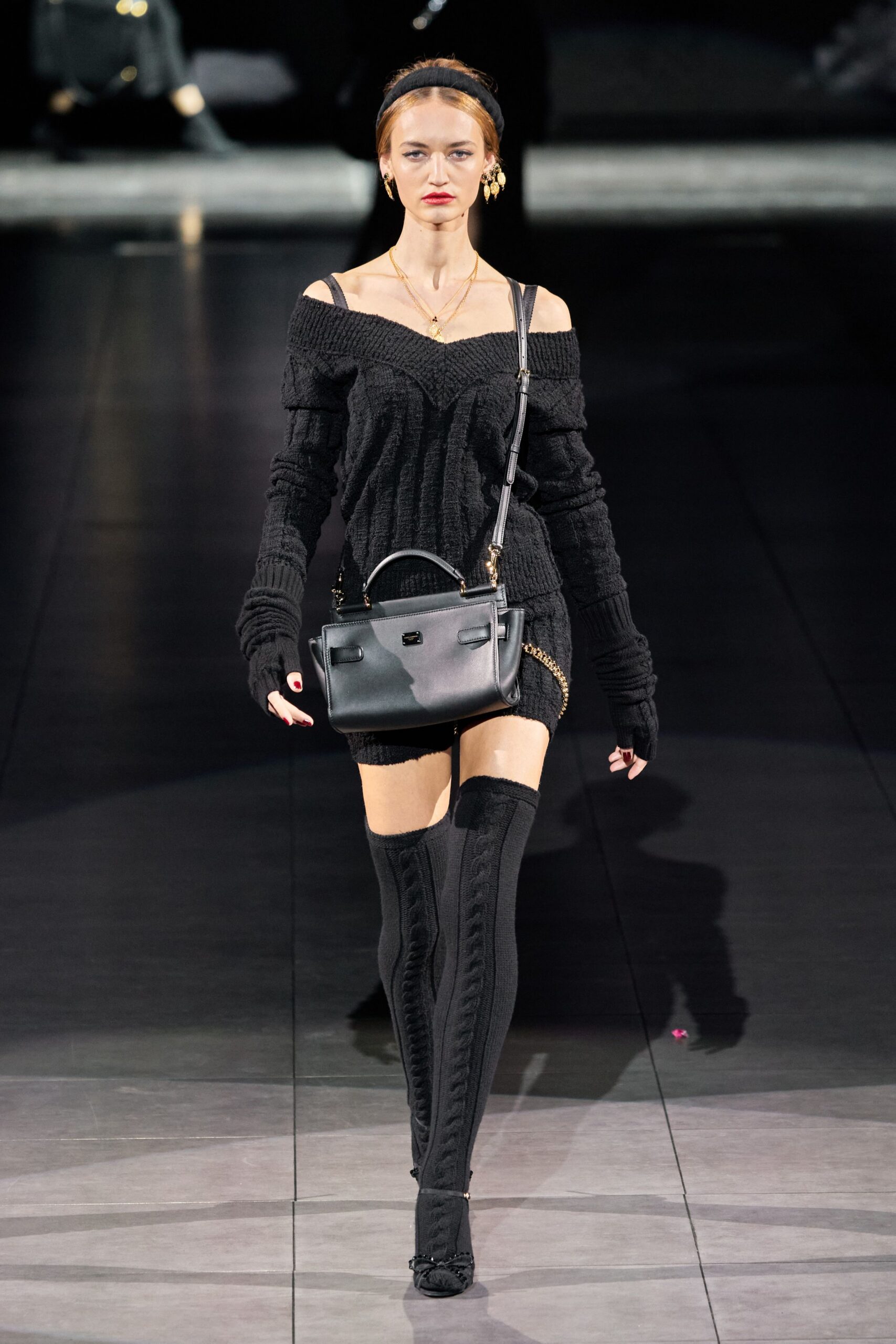 black knit off-shoulder long-sleeve fitted ribbed short dress