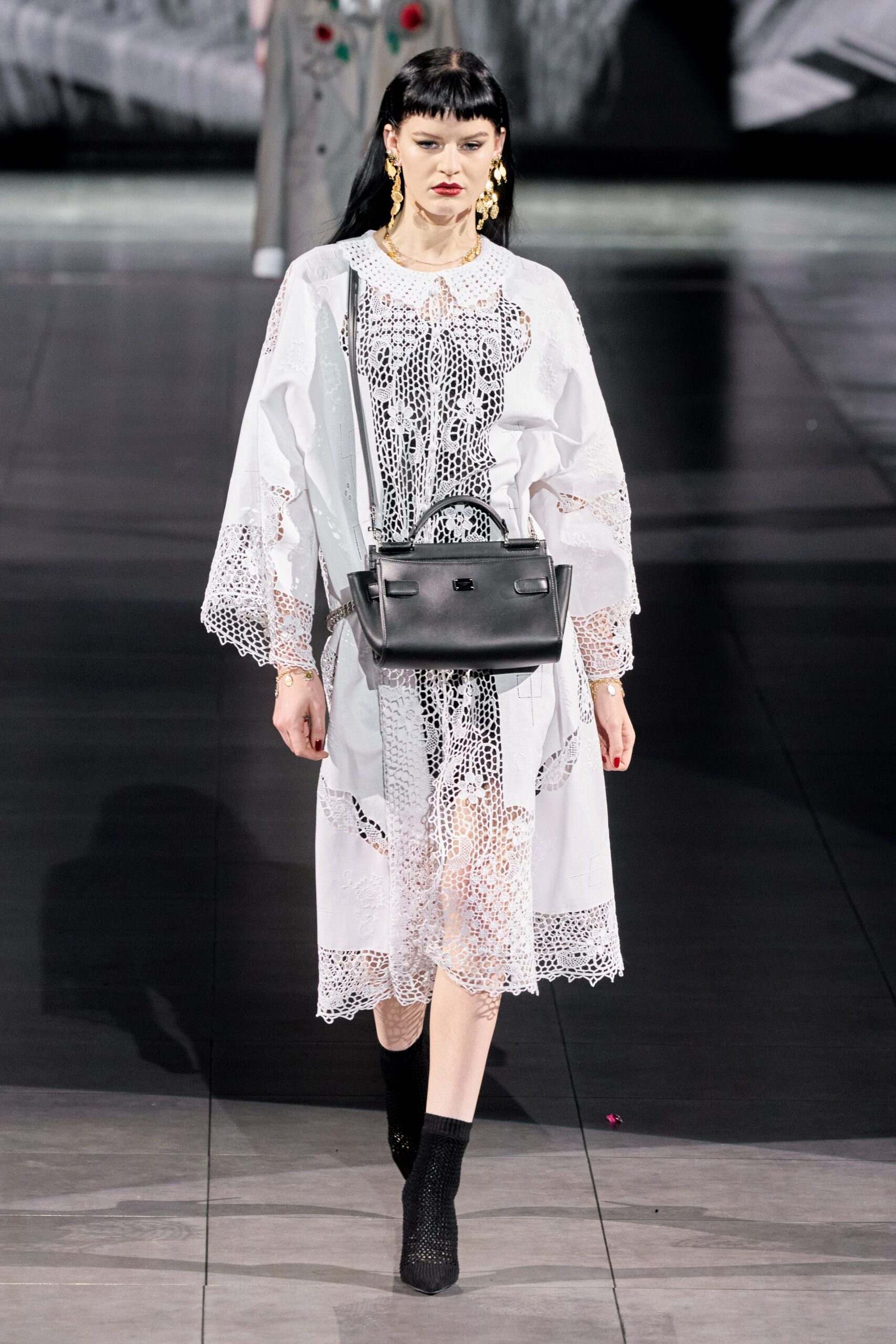 white cotton long-sleeve collared relaxed embroidered layered dress