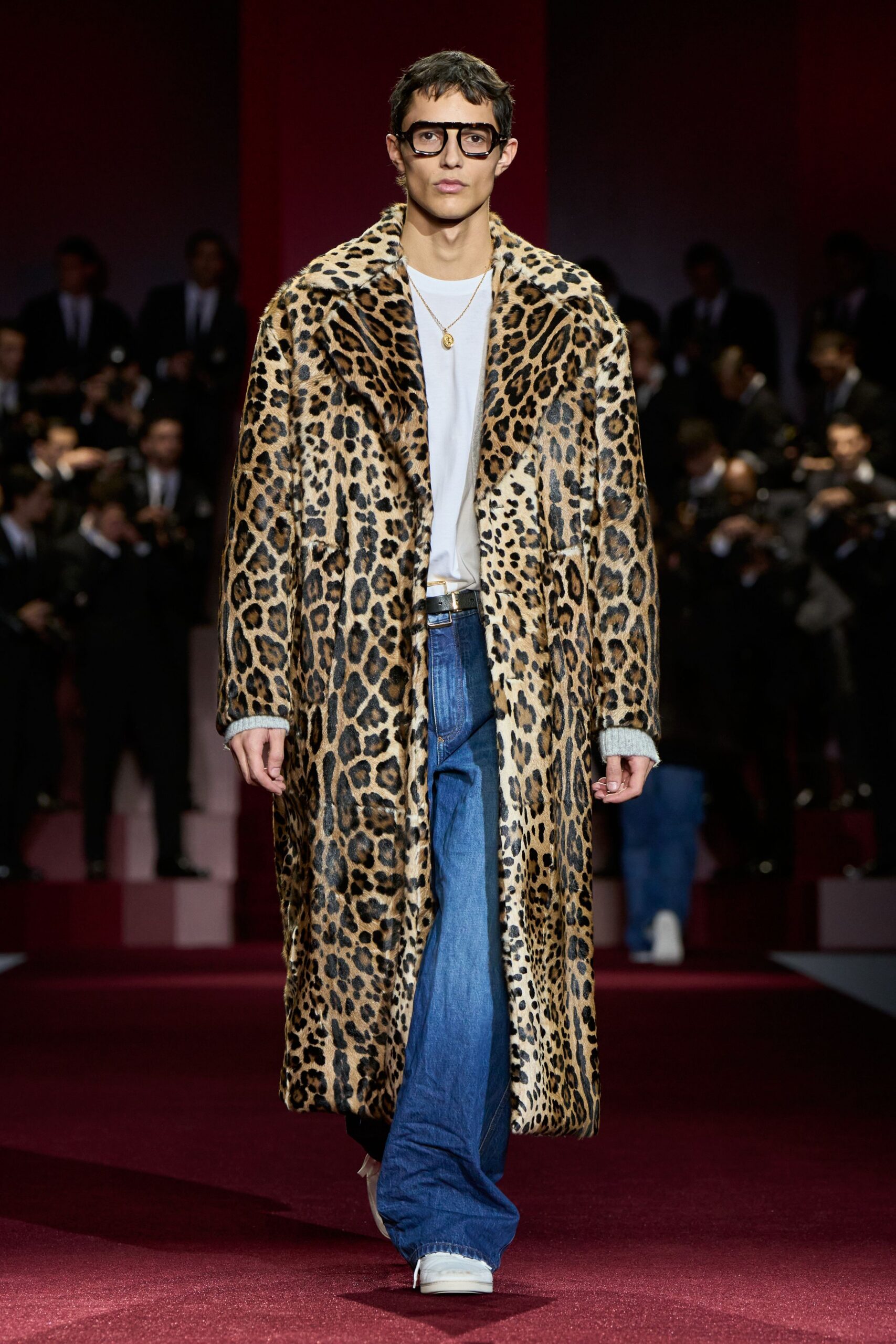 leopard print fur coat with t-shirt and jeans