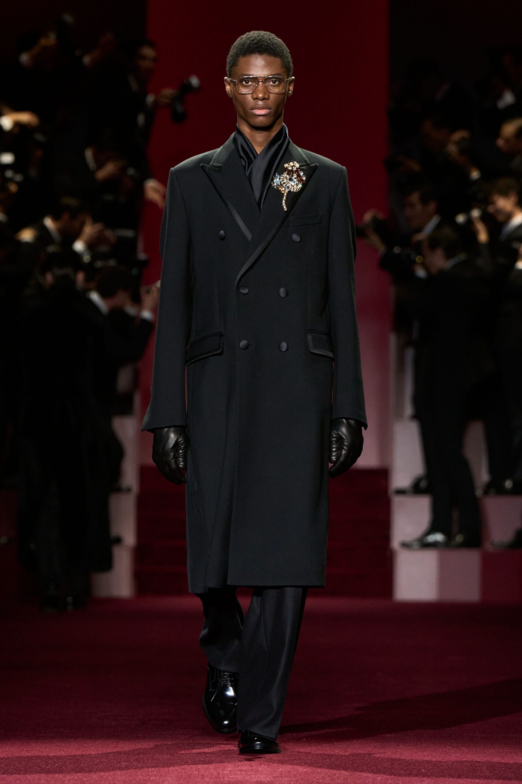 black tailored coat with gloves