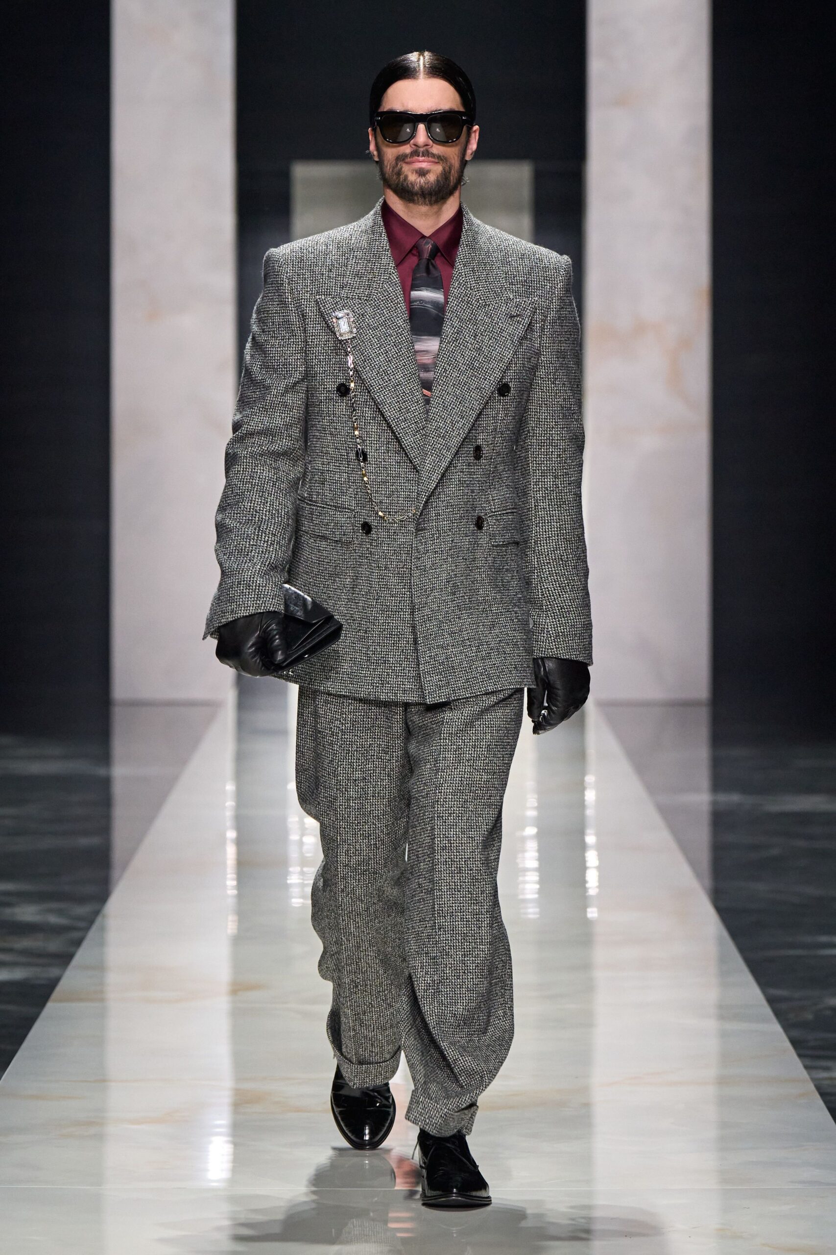 gray tweed long-sleeve collared tailored buttoned pockets suit