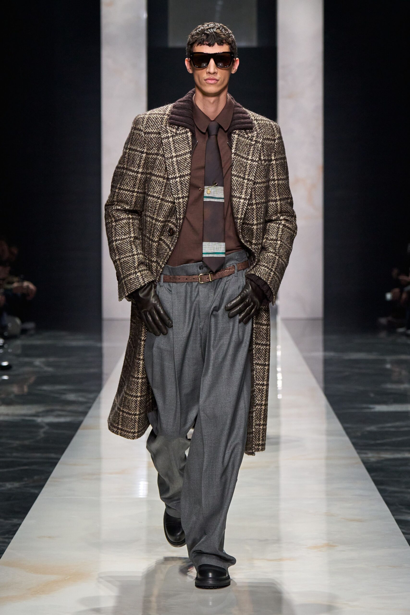 brown wool long-sleeve collared structured checked coat