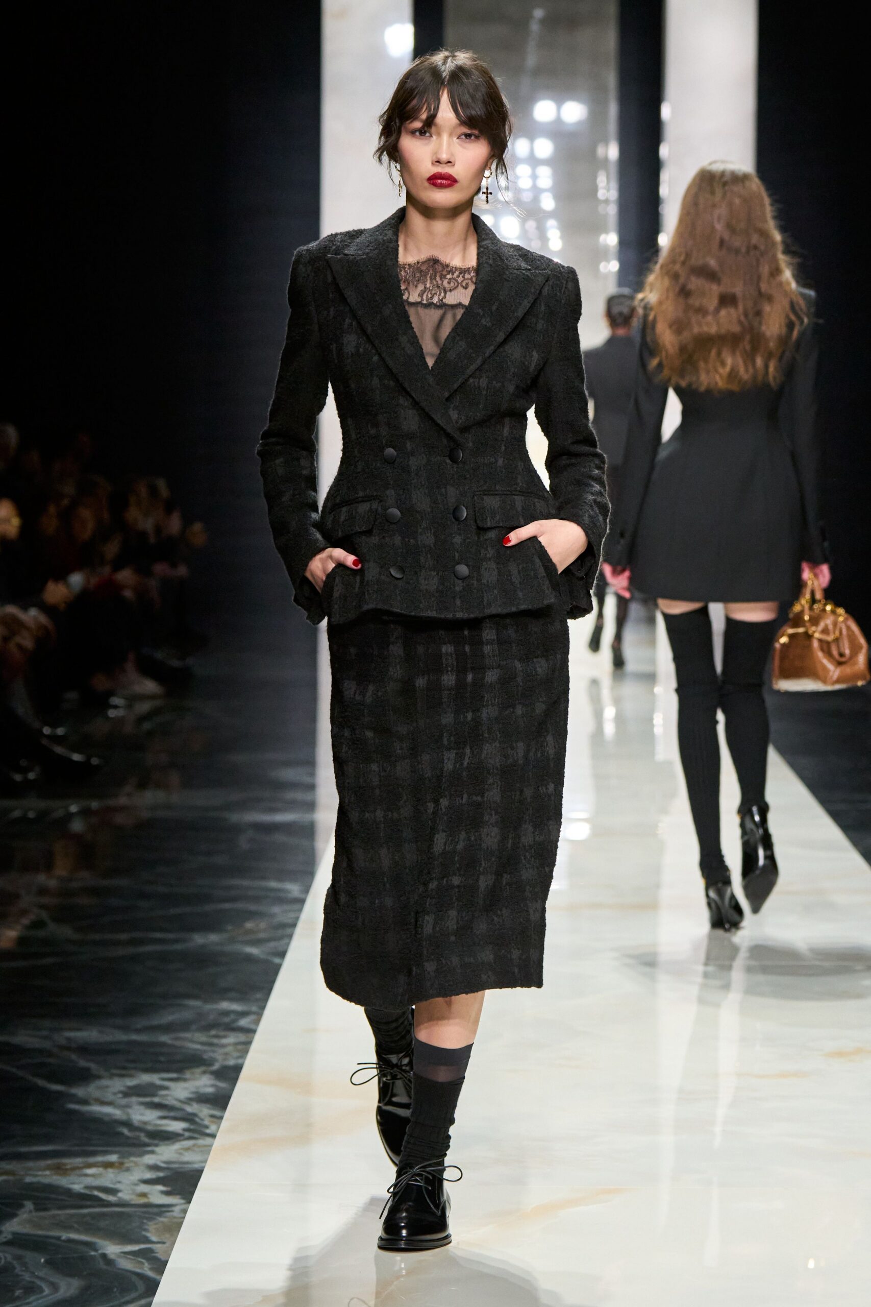 black wool long-sleeve collared tailored checked blazer