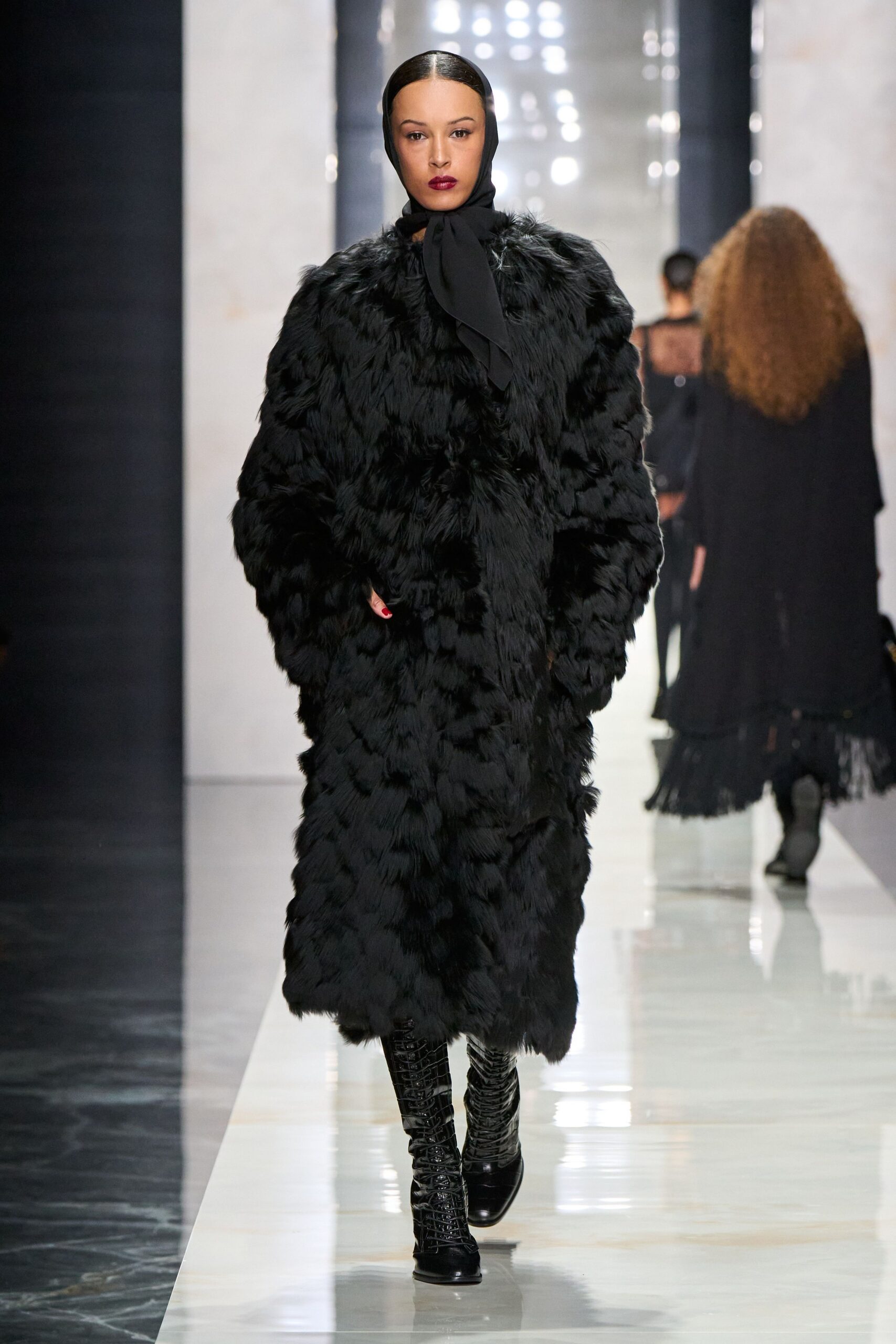 black fur long-sleeve oversized fringed maxi coat