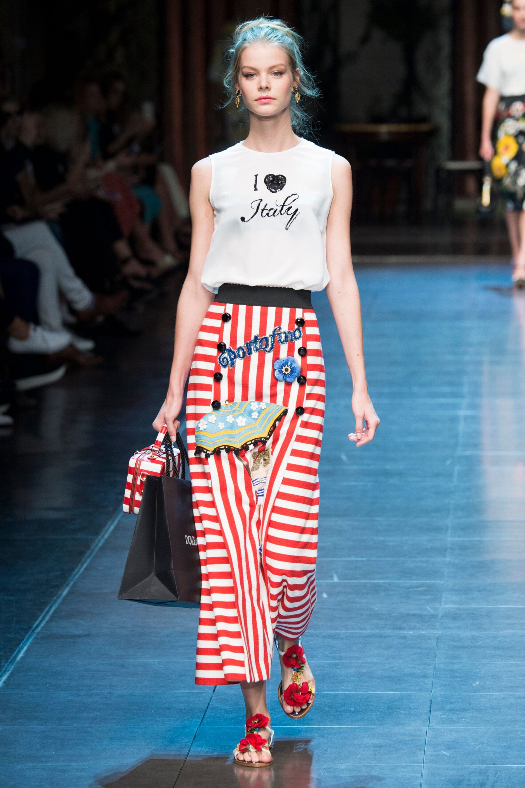 Dolce & Gabbana Spring 2016 Ready-to-Wear Look 3